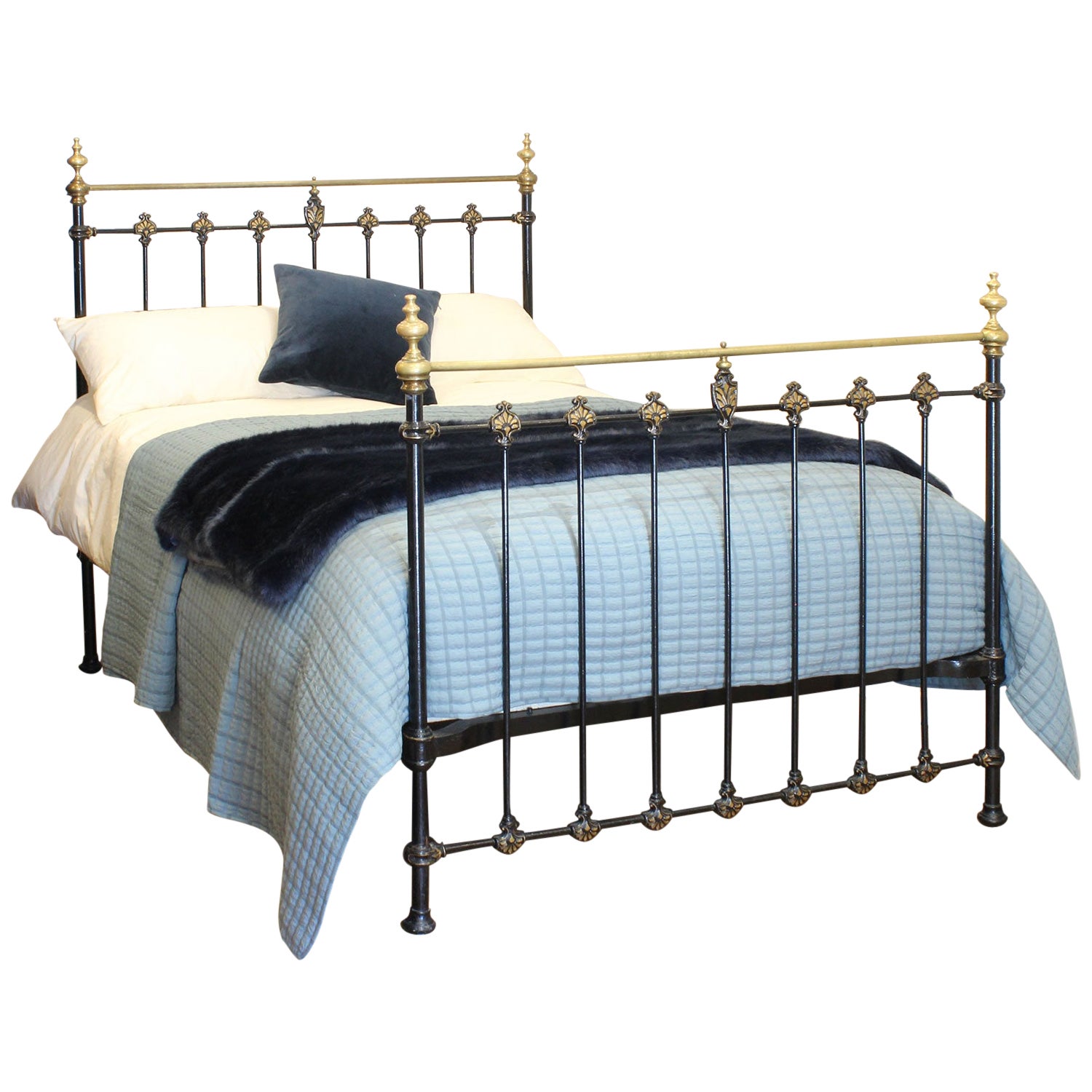 Double Brass 
Iron Bed in Black, MD126