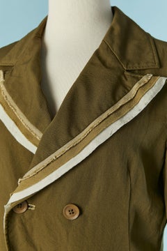 Zweireihige Jacke mit roh geschnittenen Y's