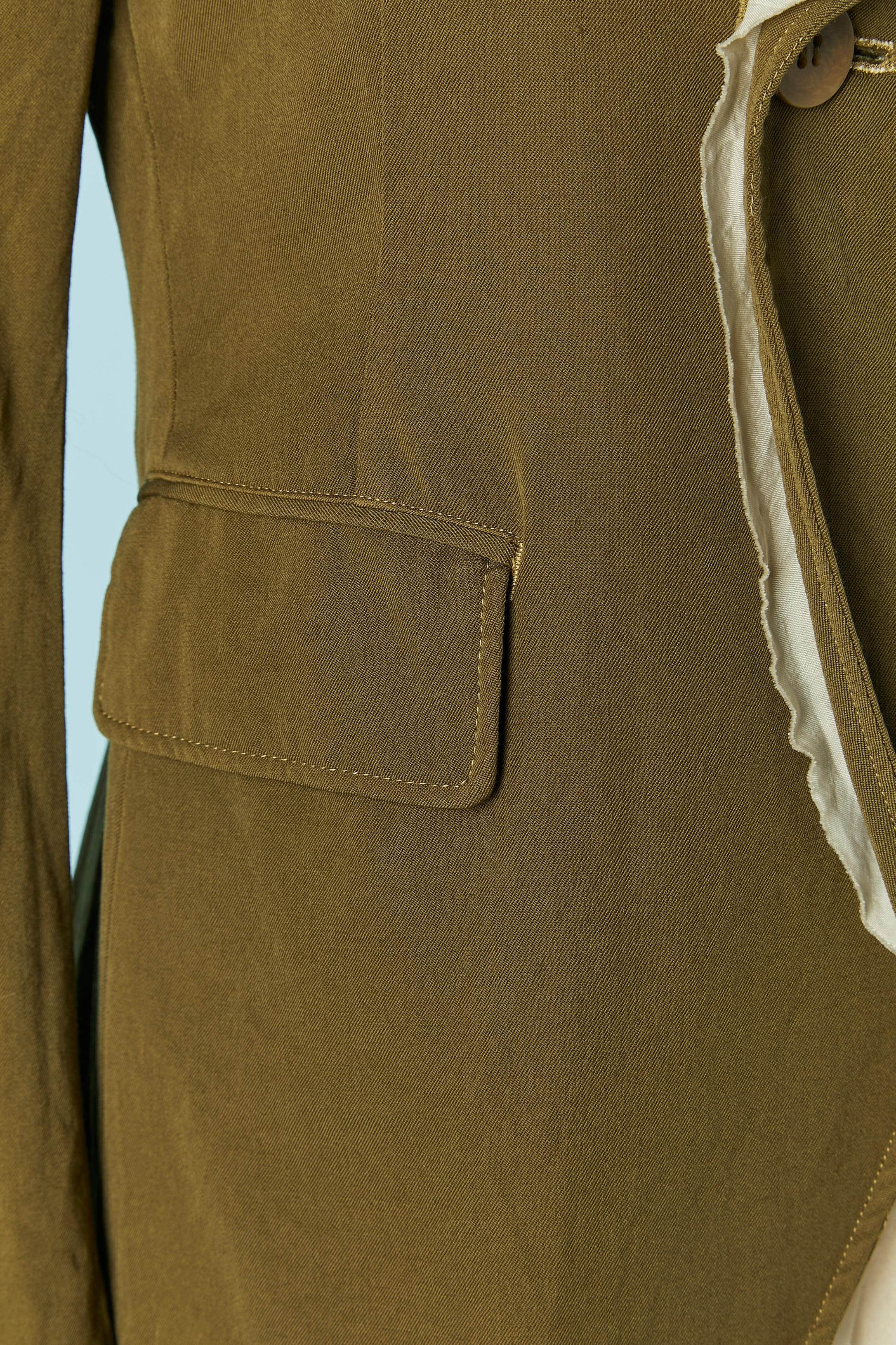 Zweireihige Jacke mit roh geschnittenen Y's (Braun) im Angebot