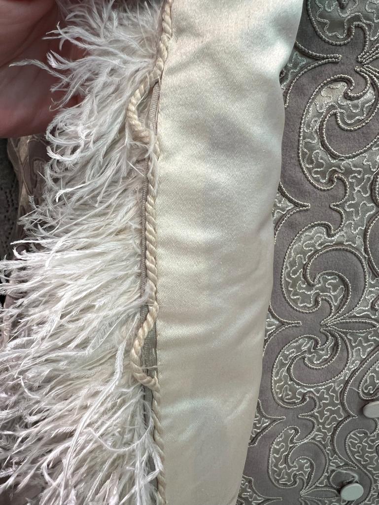 Double breasted Opera coat with wool cut-work appliqué Circa 1910 For Sale 7