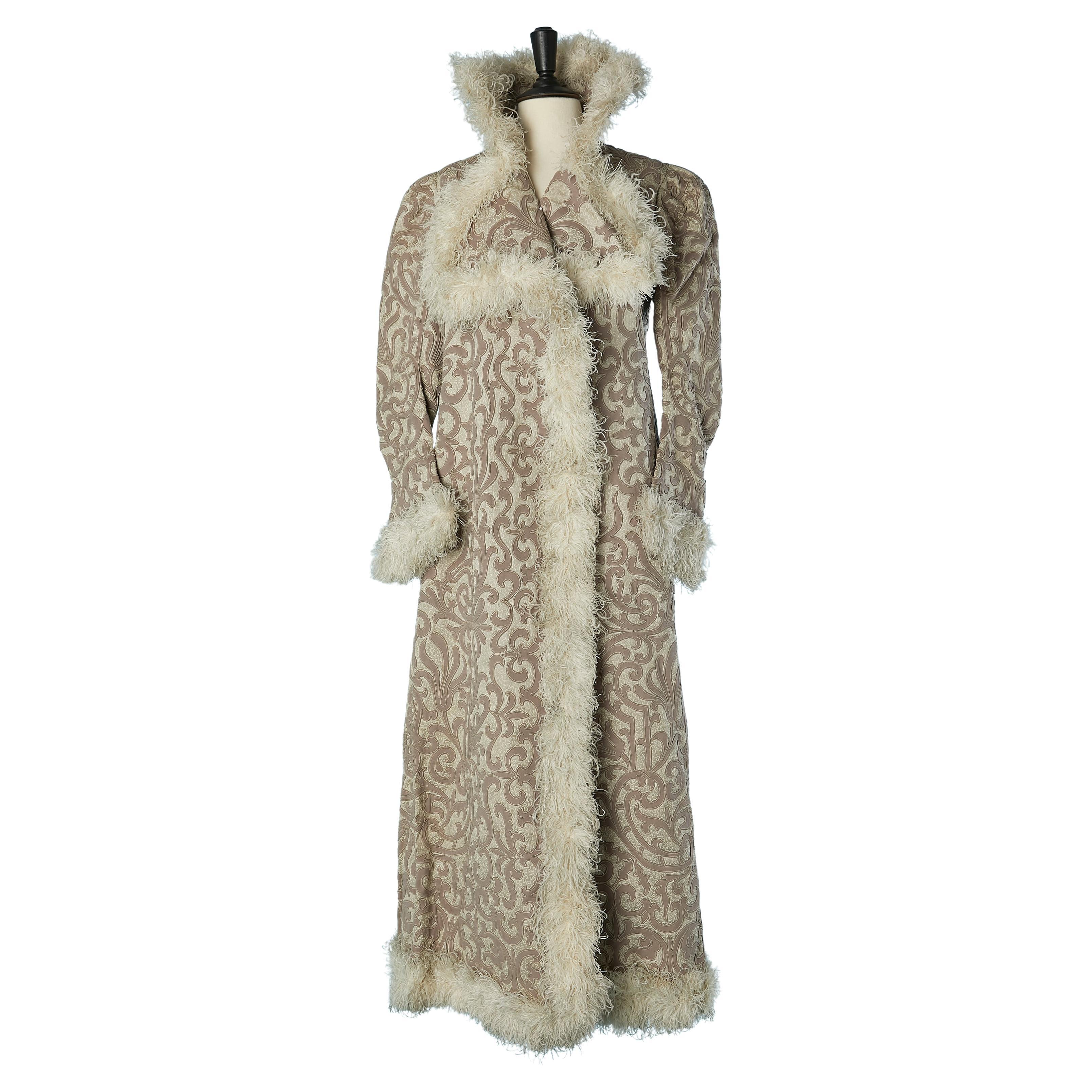 Double breasted Opera coat with wool cut-work appliqué Circa 1910 For Sale