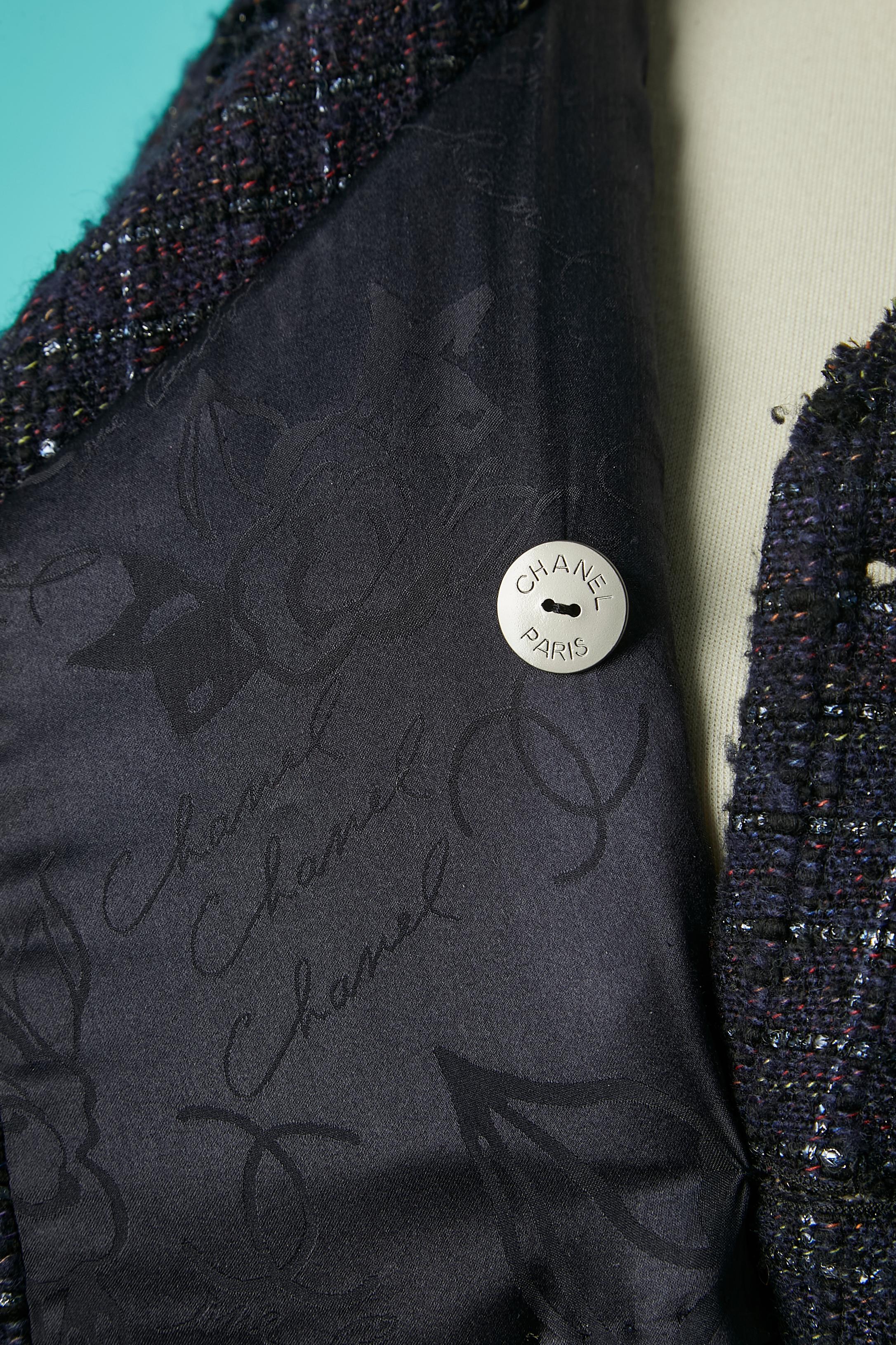 Veste en tweed plissé à double boutonnage avec fermeture à boucle Chanel Métiers d'Art  en vente 4