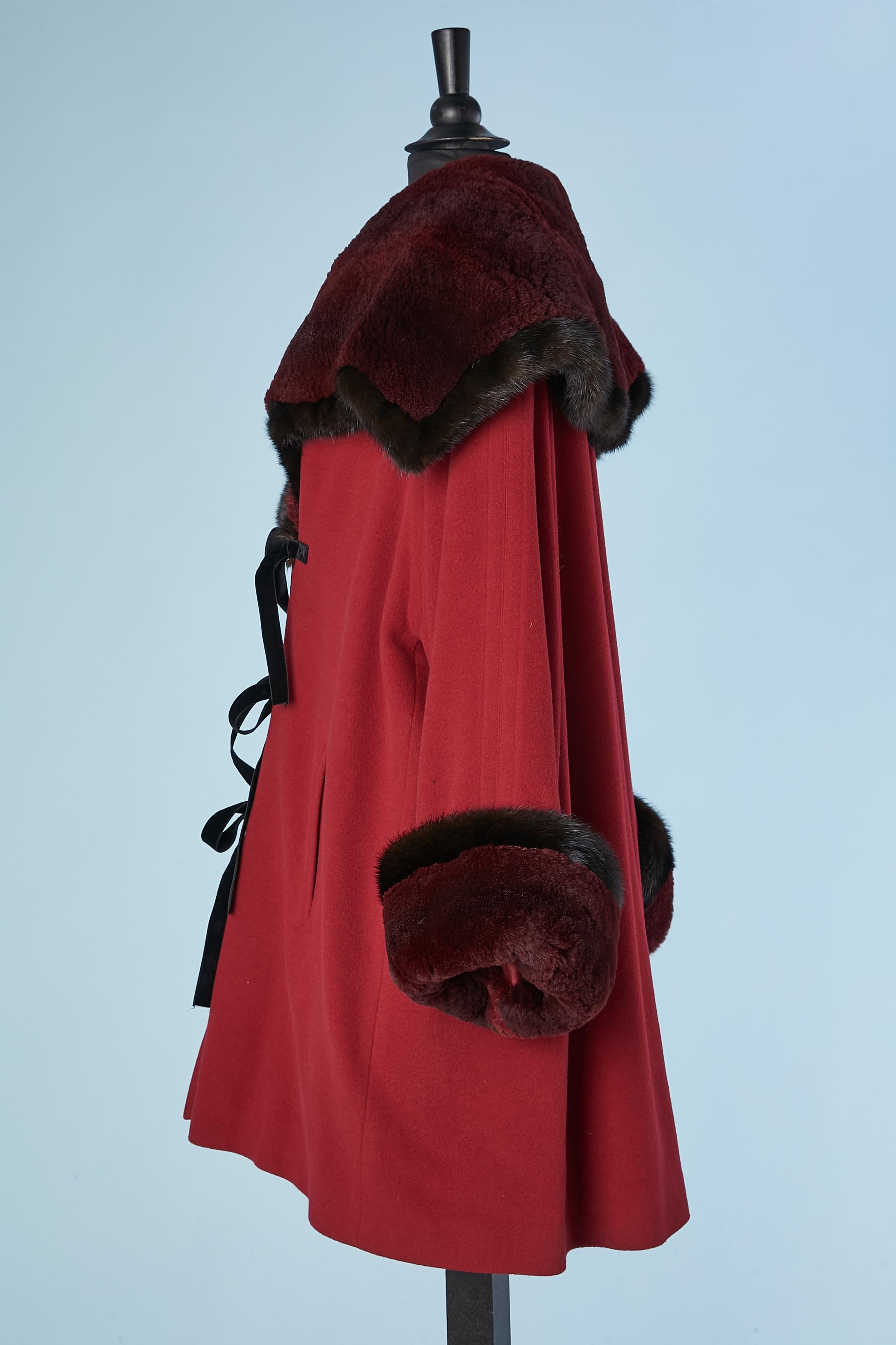 Women's Double-breasted red wool jacket with collar and cuff furs and bow YSL Fourrures 