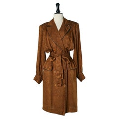 Zweireihiges Cocktailkleid aus Seidenjacquard von Yves Saint Laurent Variation