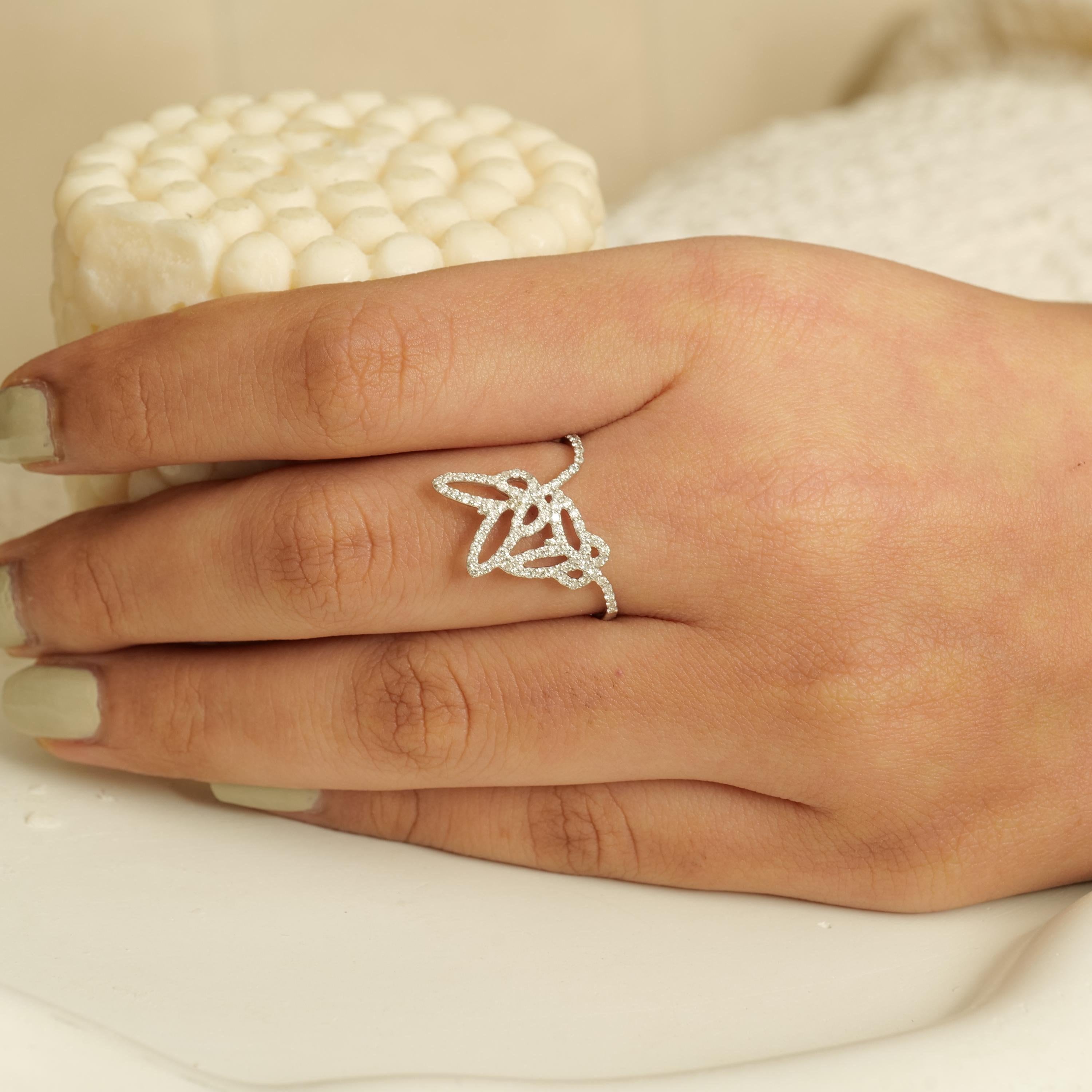 Taglio rotondo Anello con doppio diamante naturale a farfalla in oro massiccio 14K (certificato) in vendita