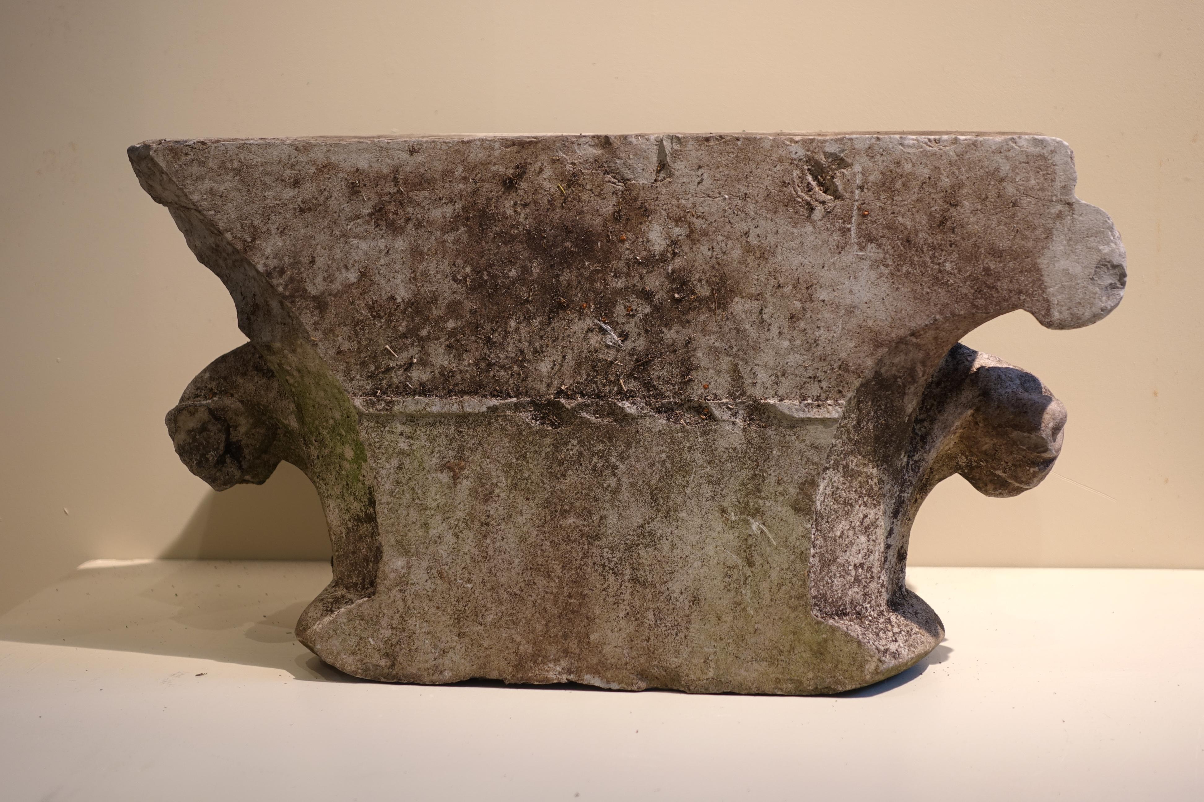 French double capital - french, end of 13th century For Sale