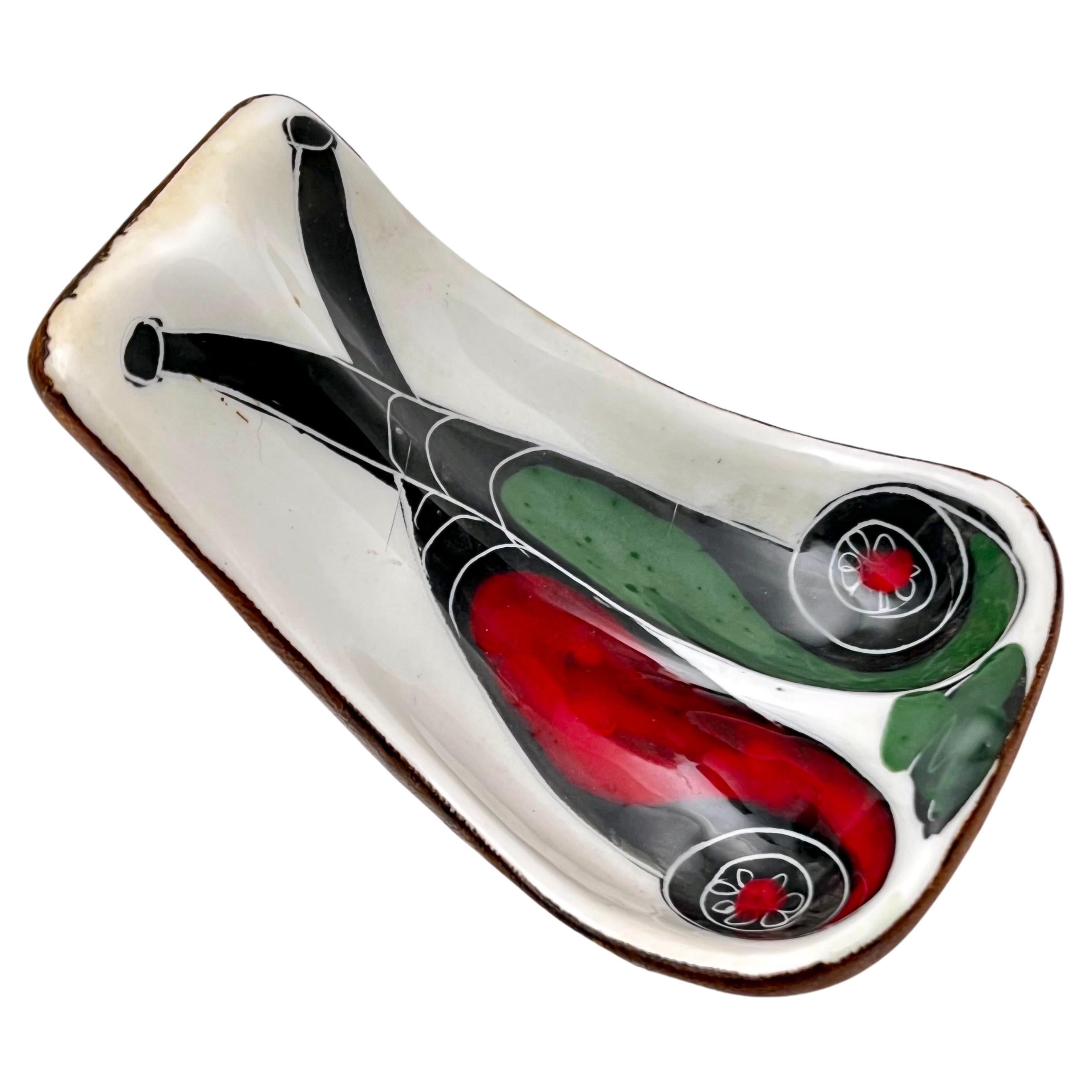 Fun vintage Italian ceramic double pipe holder attributed to Fantoni.  Great mid century colors.  Also has the whimsy of a Fornasetti design.  Great piece that makes a fabulous gift or accessory for a desk, coffee or console table. Signed made in