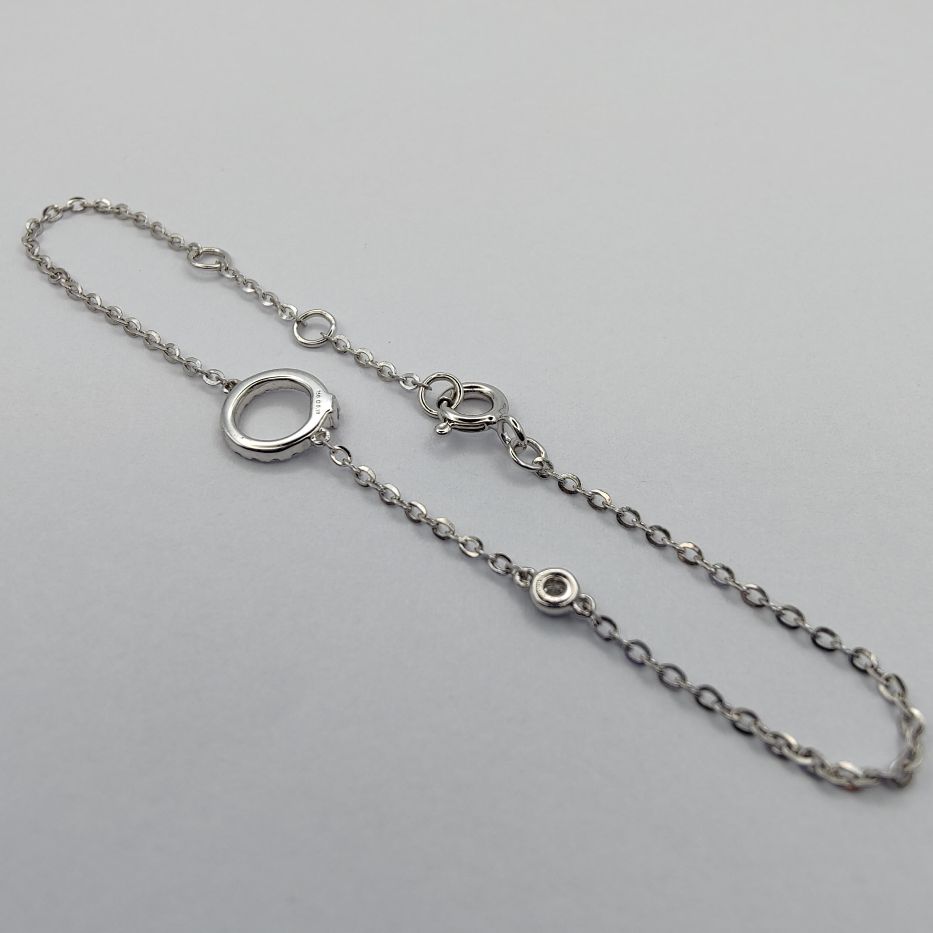Doppelkreis-Diamant-Armband aus 18 Karat Weißgold im Zustand „Neu“ im Angebot in Wan Chai District, HK
