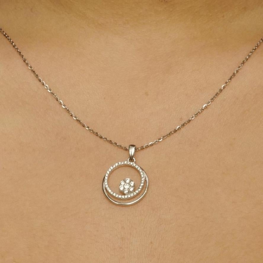 Collar Colgante de Doble Círculo de Diamantes en Oro Macizo de 14 K (Certificado) Art Decó en venta