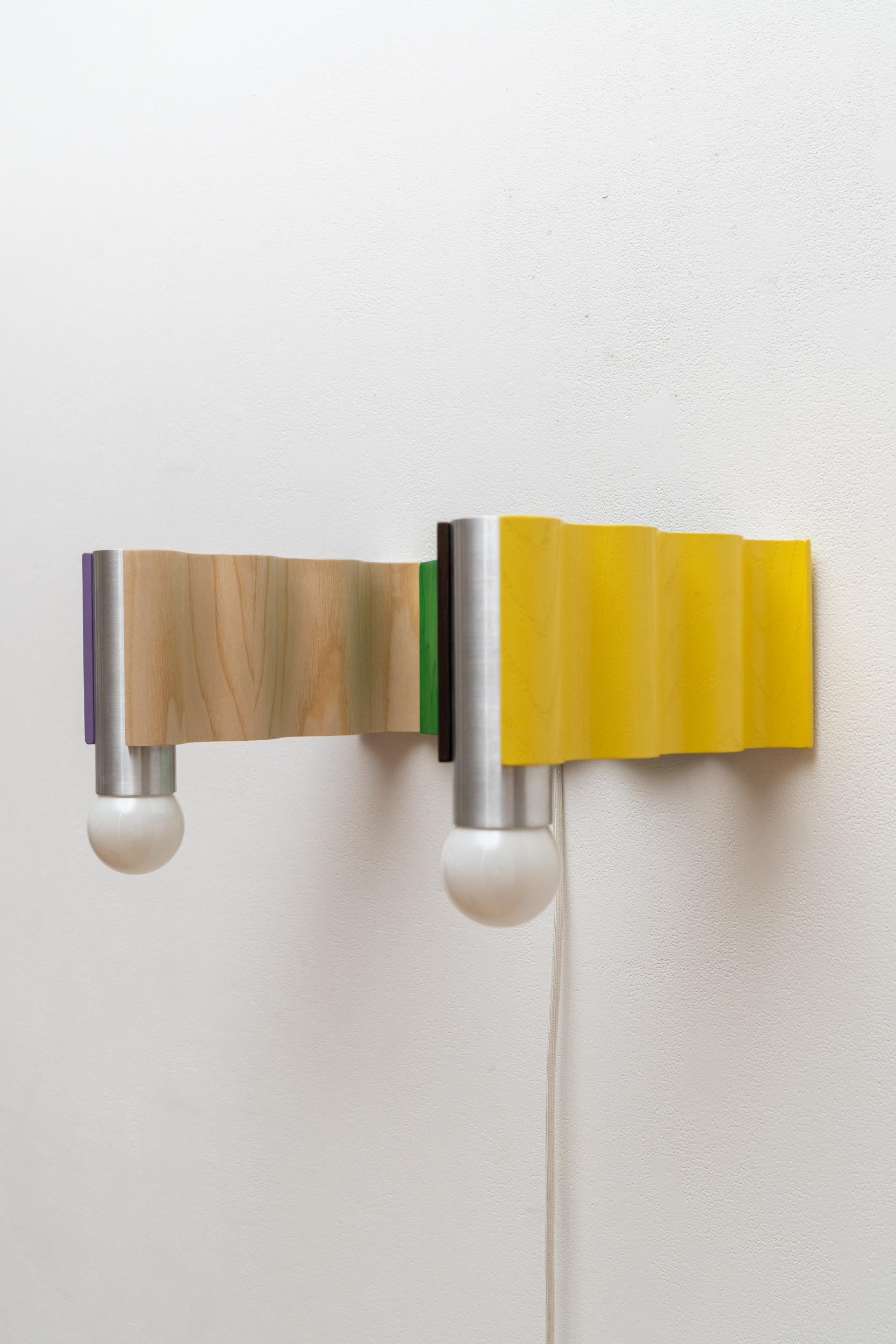 Double Corrugation Sconce / Wall Light in Multiple Colours and Brushed Aluminium For Sale 12