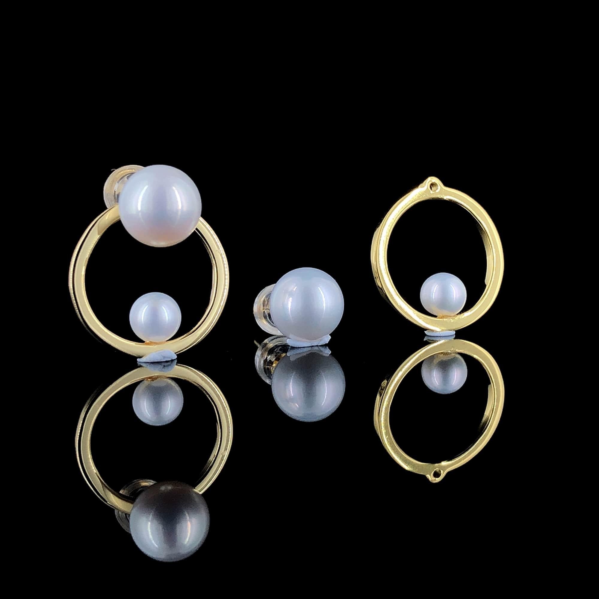Contemporain Boucles d'oreilles perles Double Delight en vente