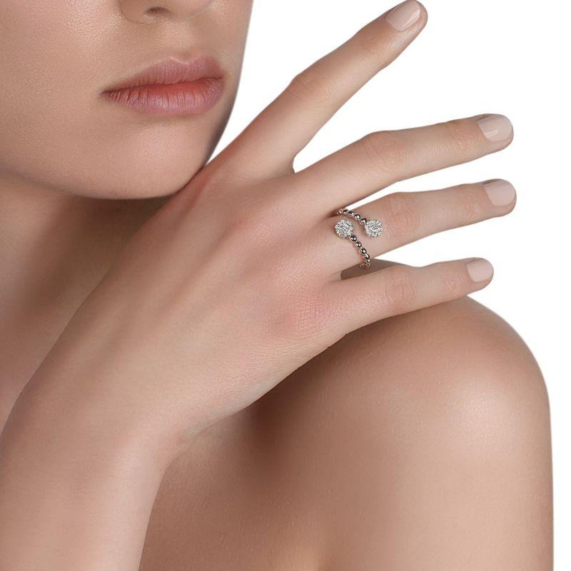 For Sale:  Double Diamond Beaded Band Ring in 18K Yellow Gold 2