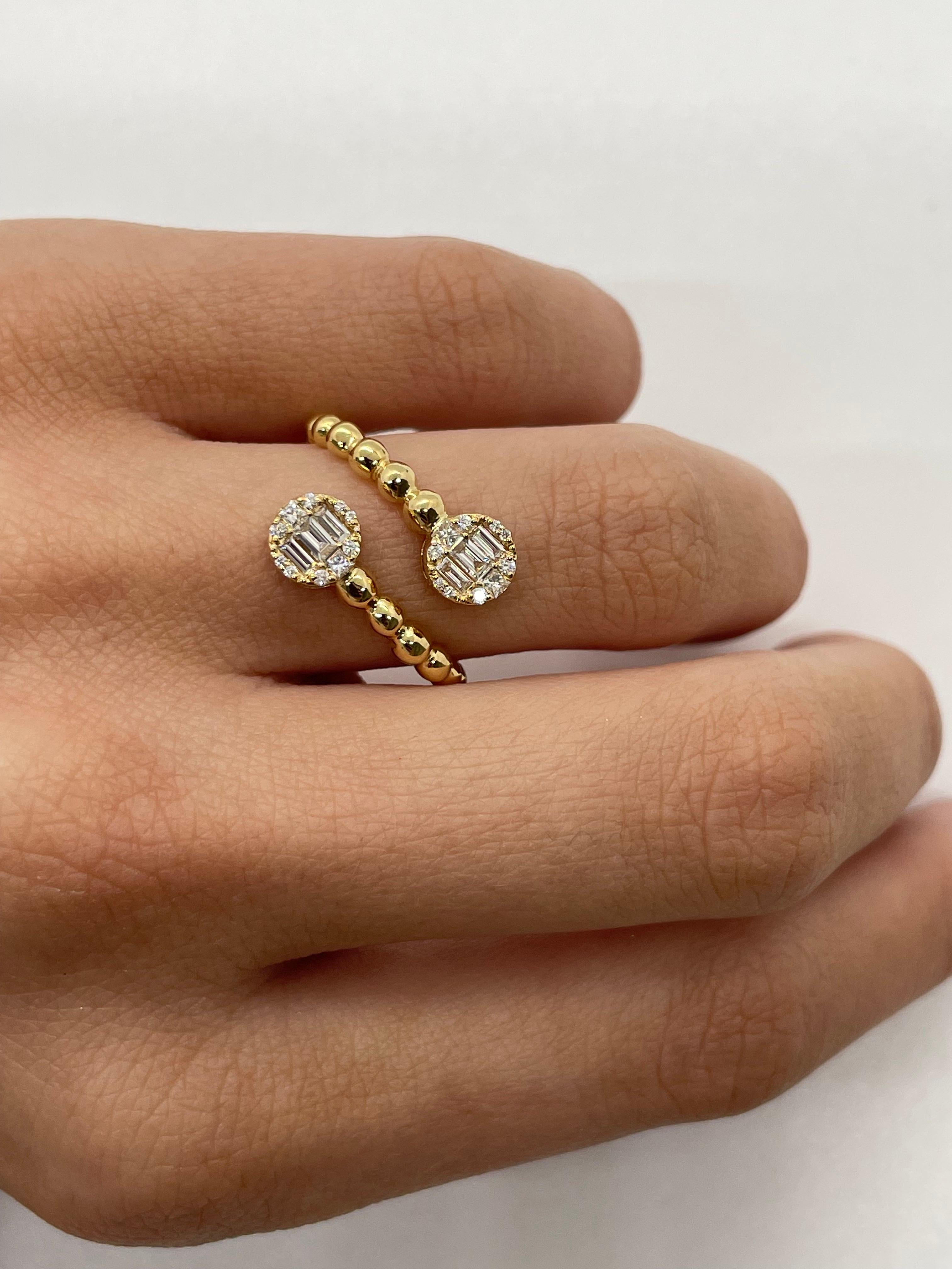 For Sale:  Double Diamond Beaded Band Ring in 18K Yellow Gold 3