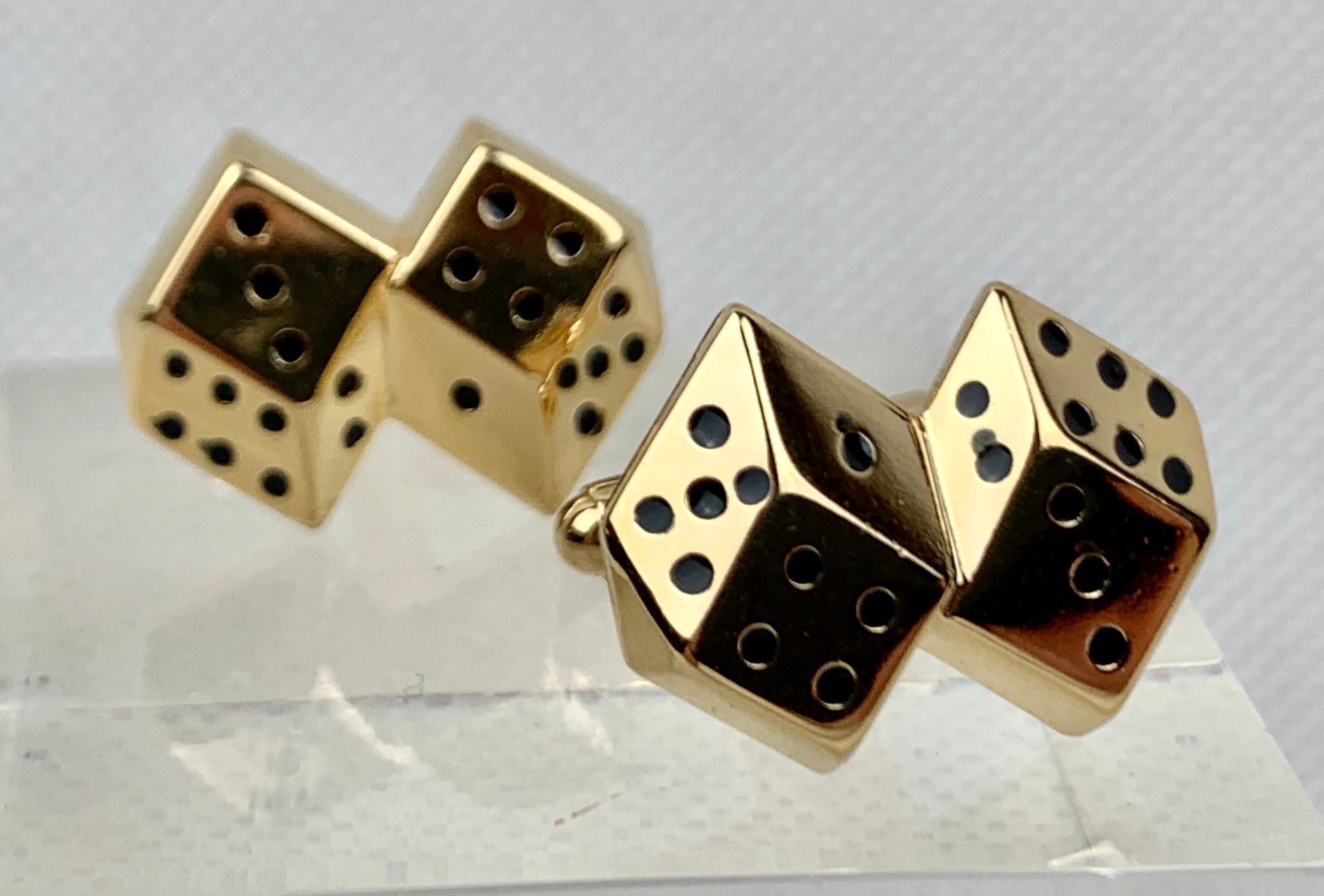 A Pair of Double Dice Pattern Gold Filled Cufflinks, USA, c. 1970s In Good Condition In West Palm Beach, FL
