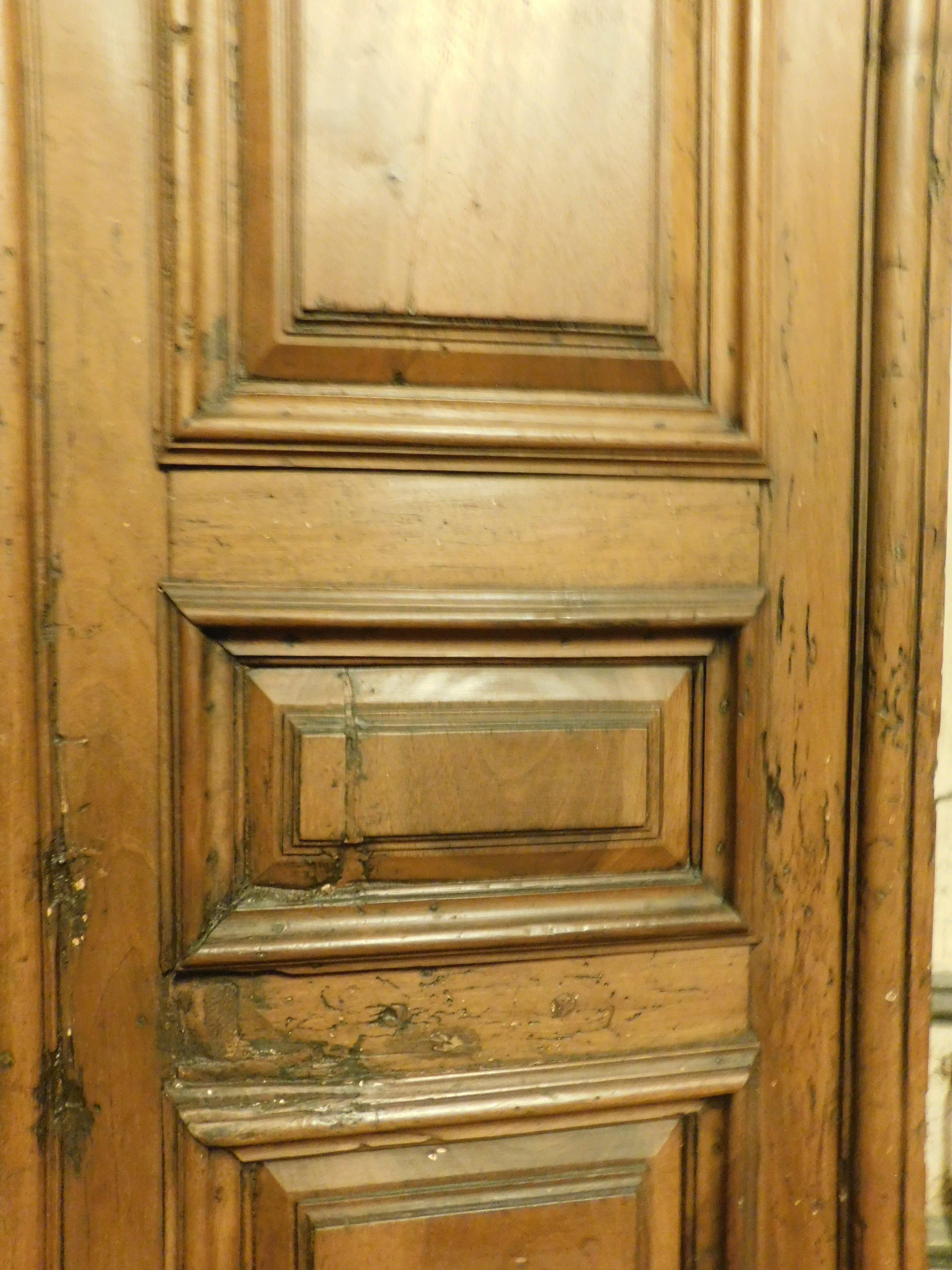 XVIIIe siècle Double porte en Wood Wood, deux vantaux à panneaux, Italie en vente