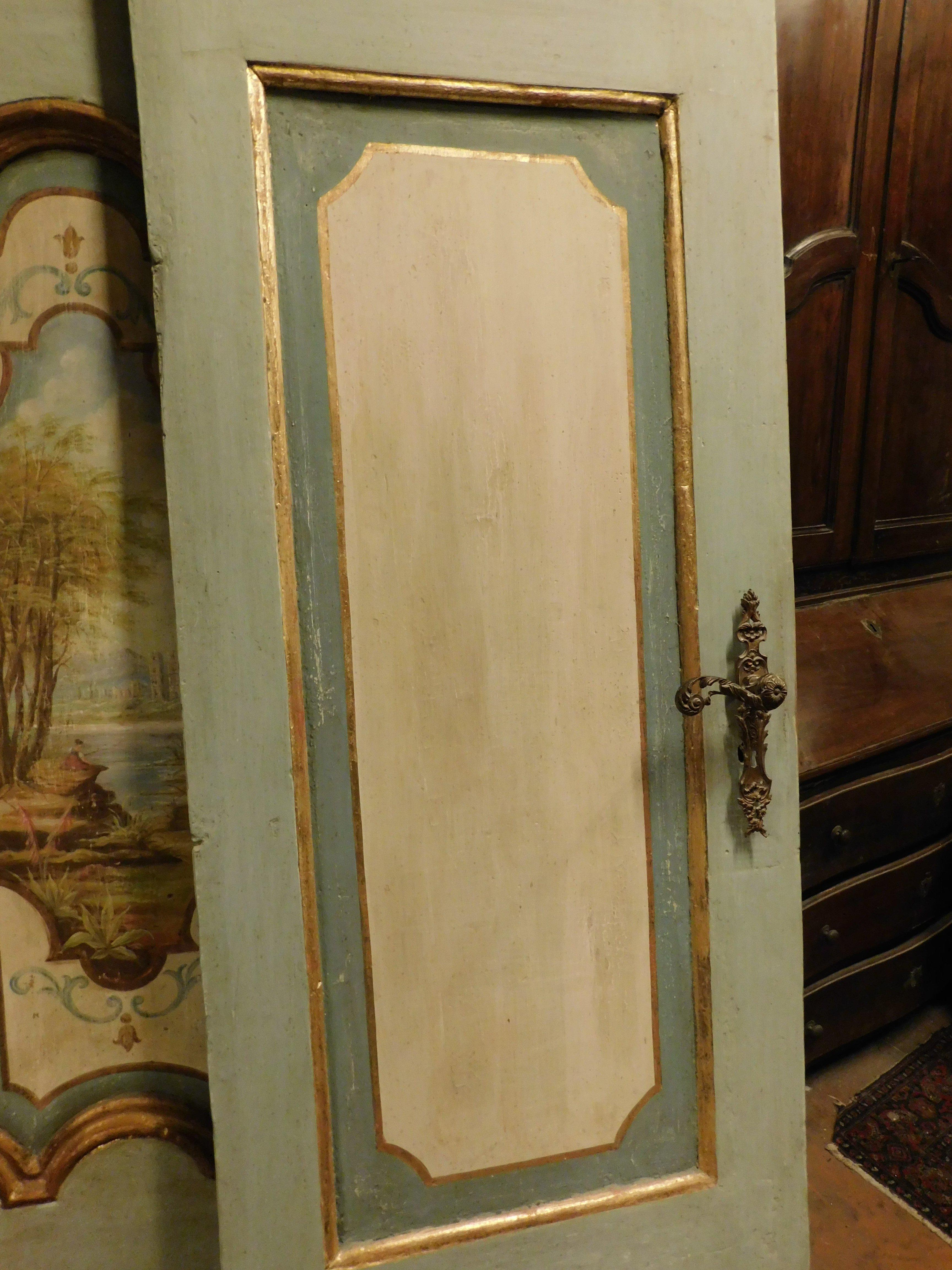 Puertas dobles de madera ricamente pintada, dorso lacado, Italia en venta 1