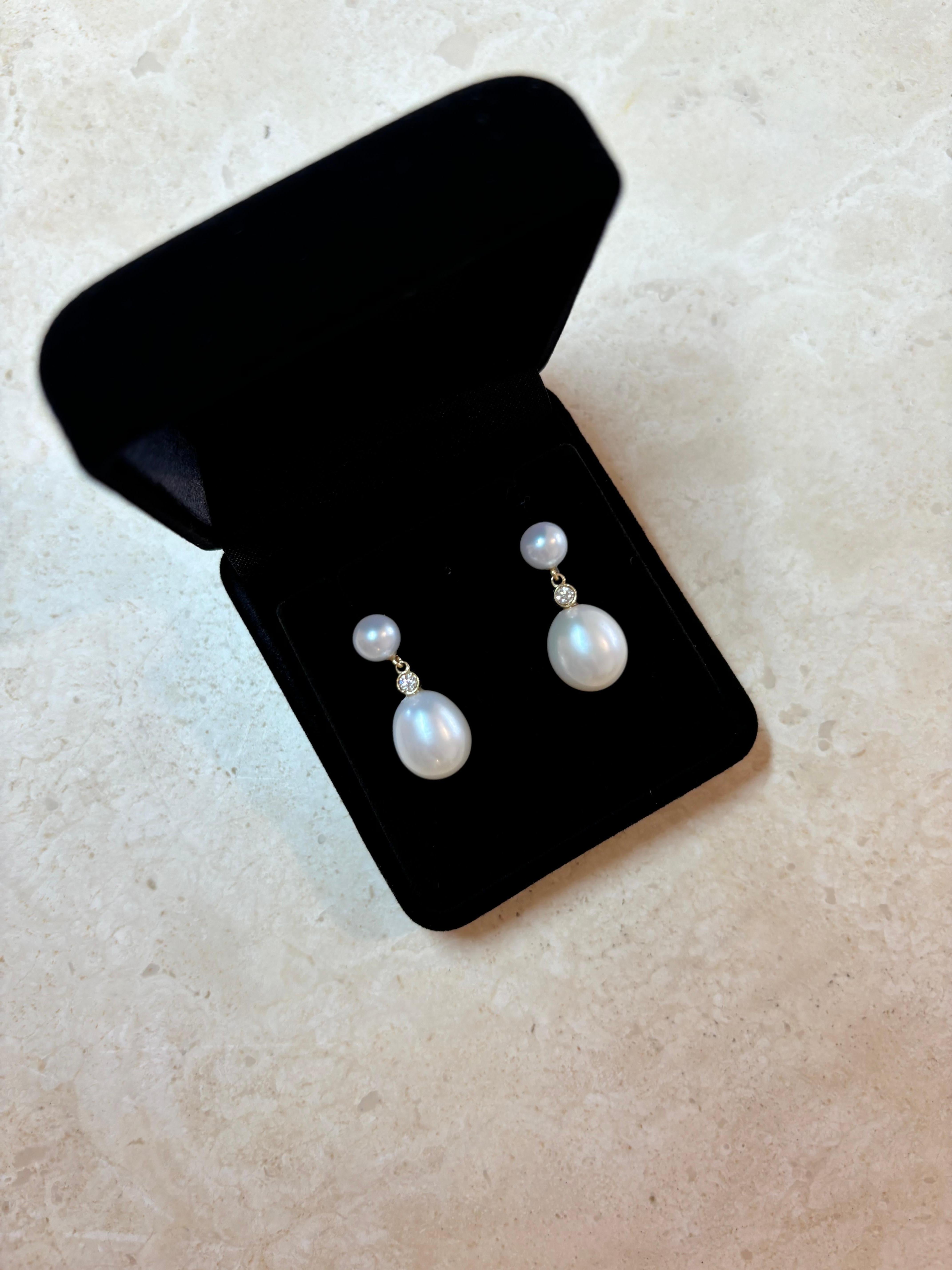 Double Drop Pearl Earrings with 0.08ctw diamond, 18K Gold, by Michelle Massoura For Sale 2