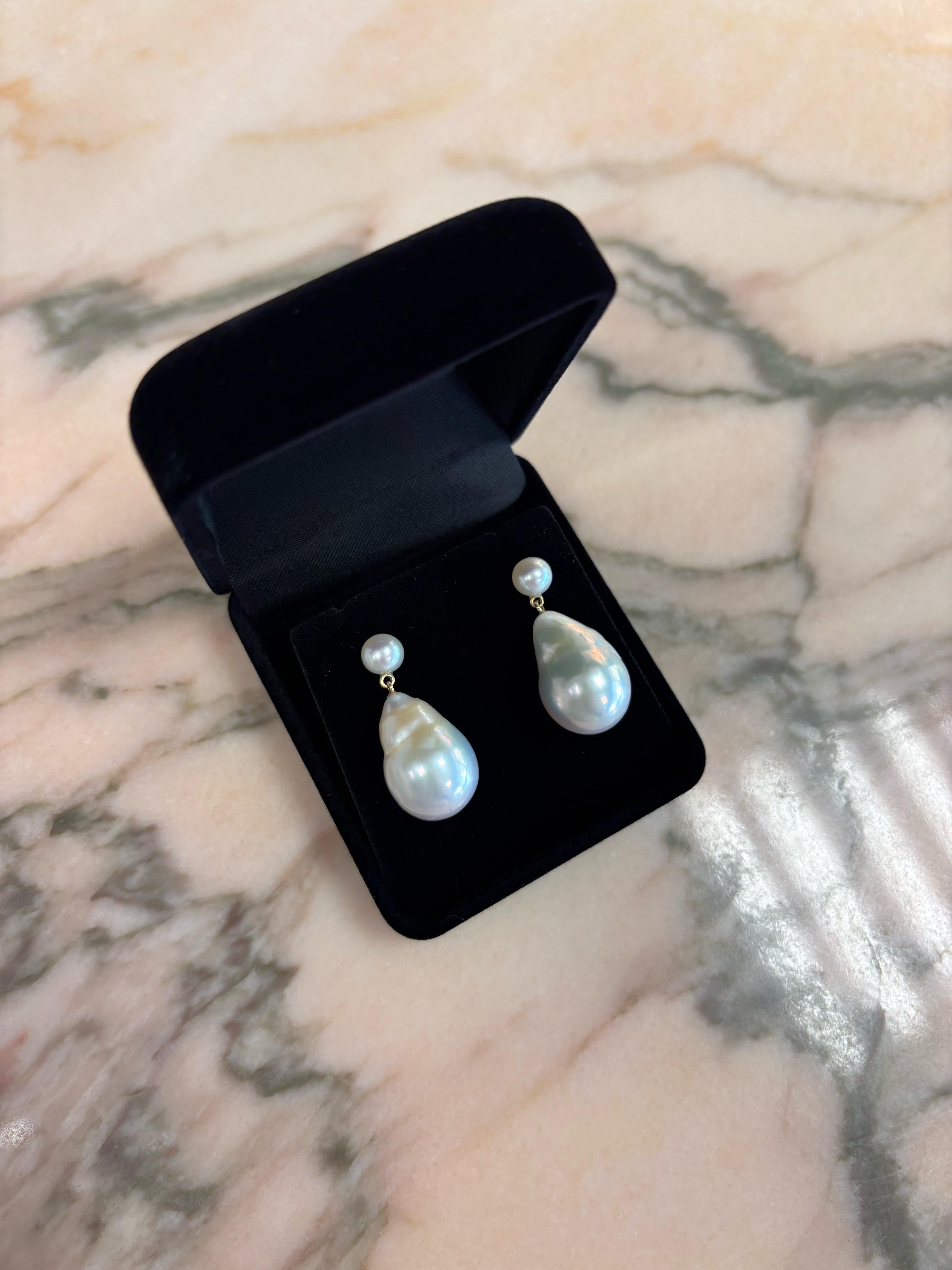 Femenino o masculino Pendientes Perla Barroca Doble Gota, Oro 18K en venta
