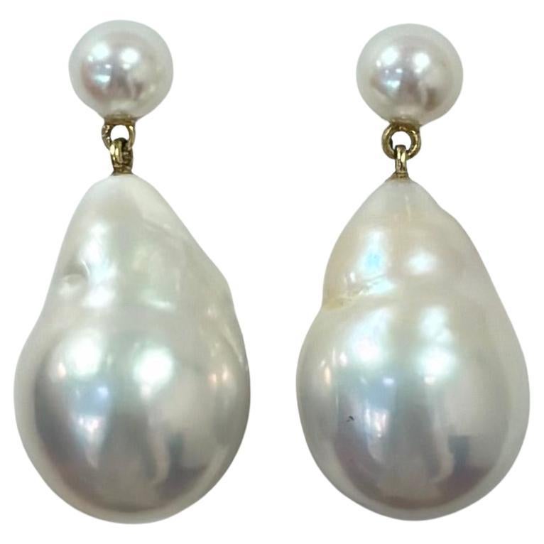 Barocke Perlenohrringe mit doppelten Tropfen, 18K Gold