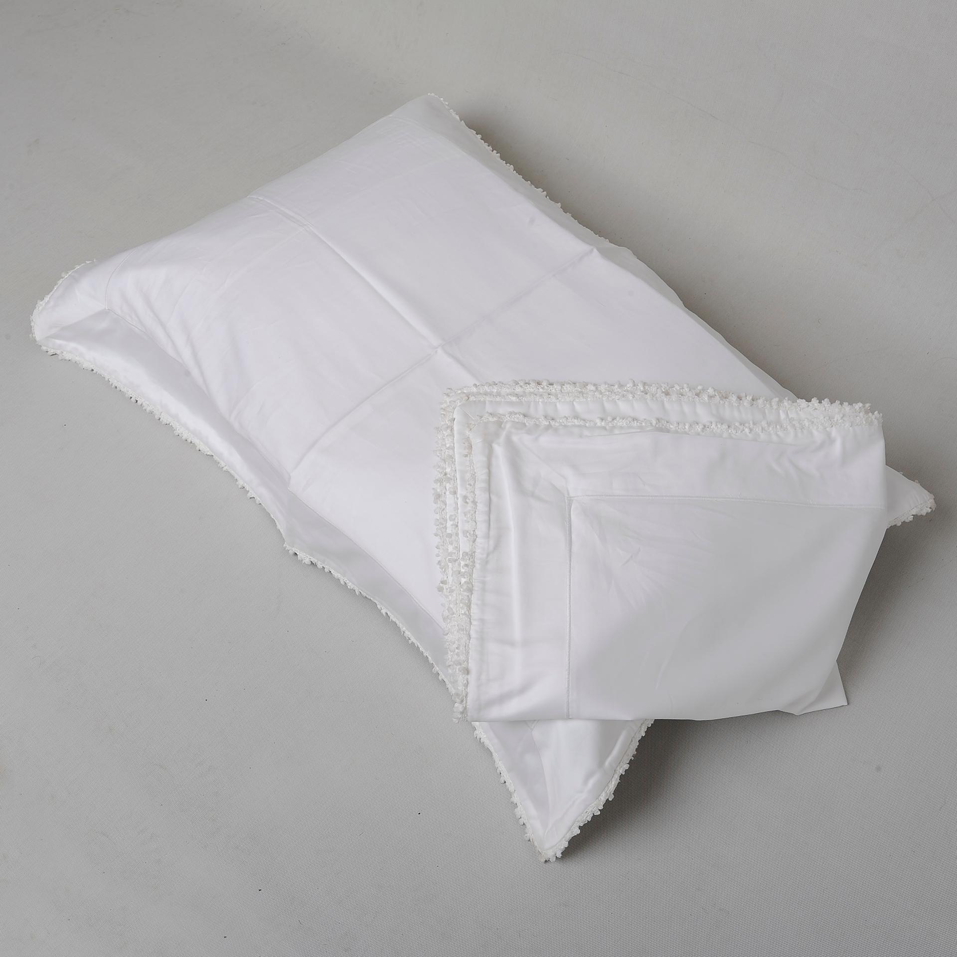 Double Duvet Cover with Pillowcases For Sale 3