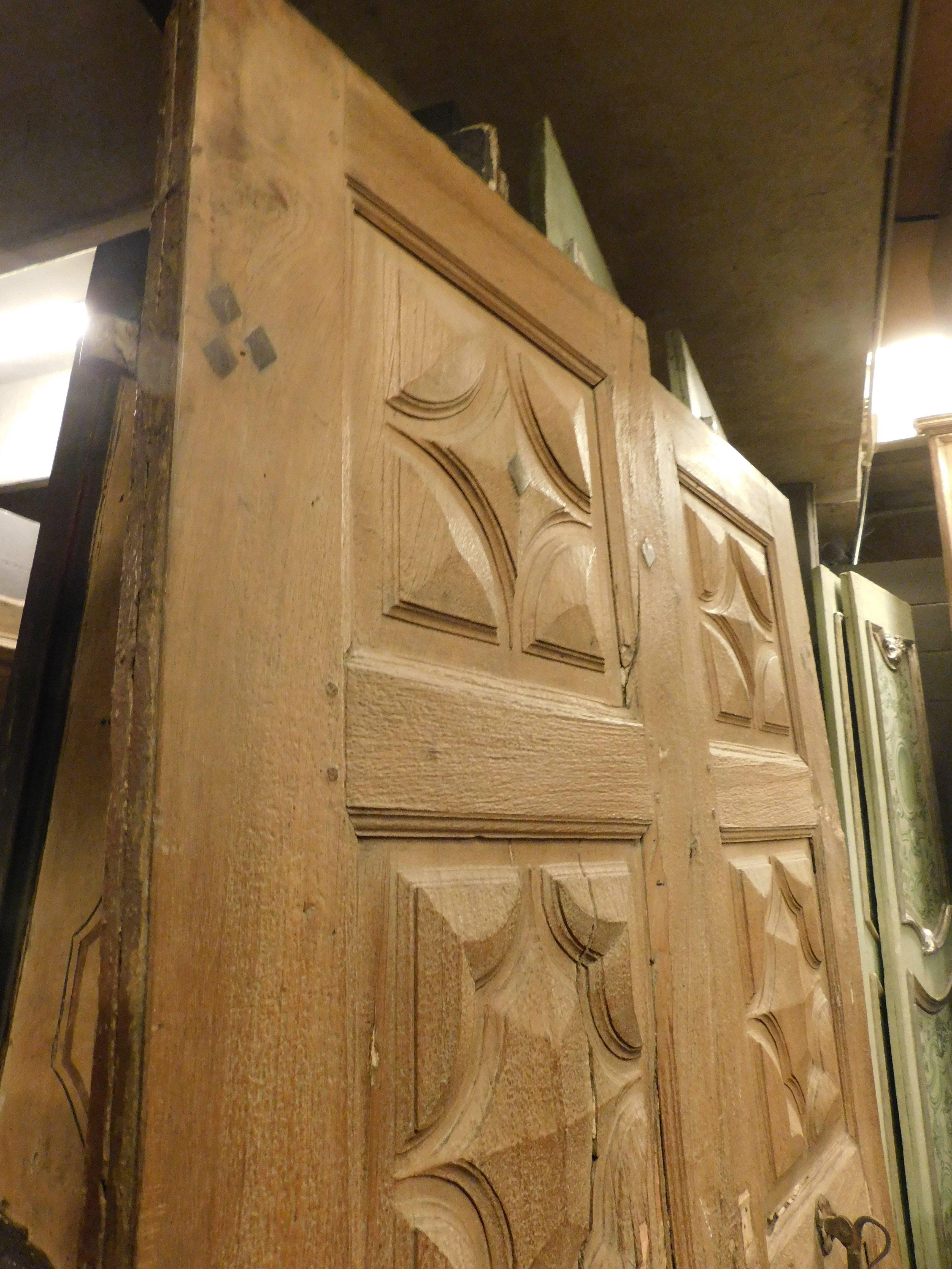 Walnut Double entrance main door carved in walnut, Italy For Sale