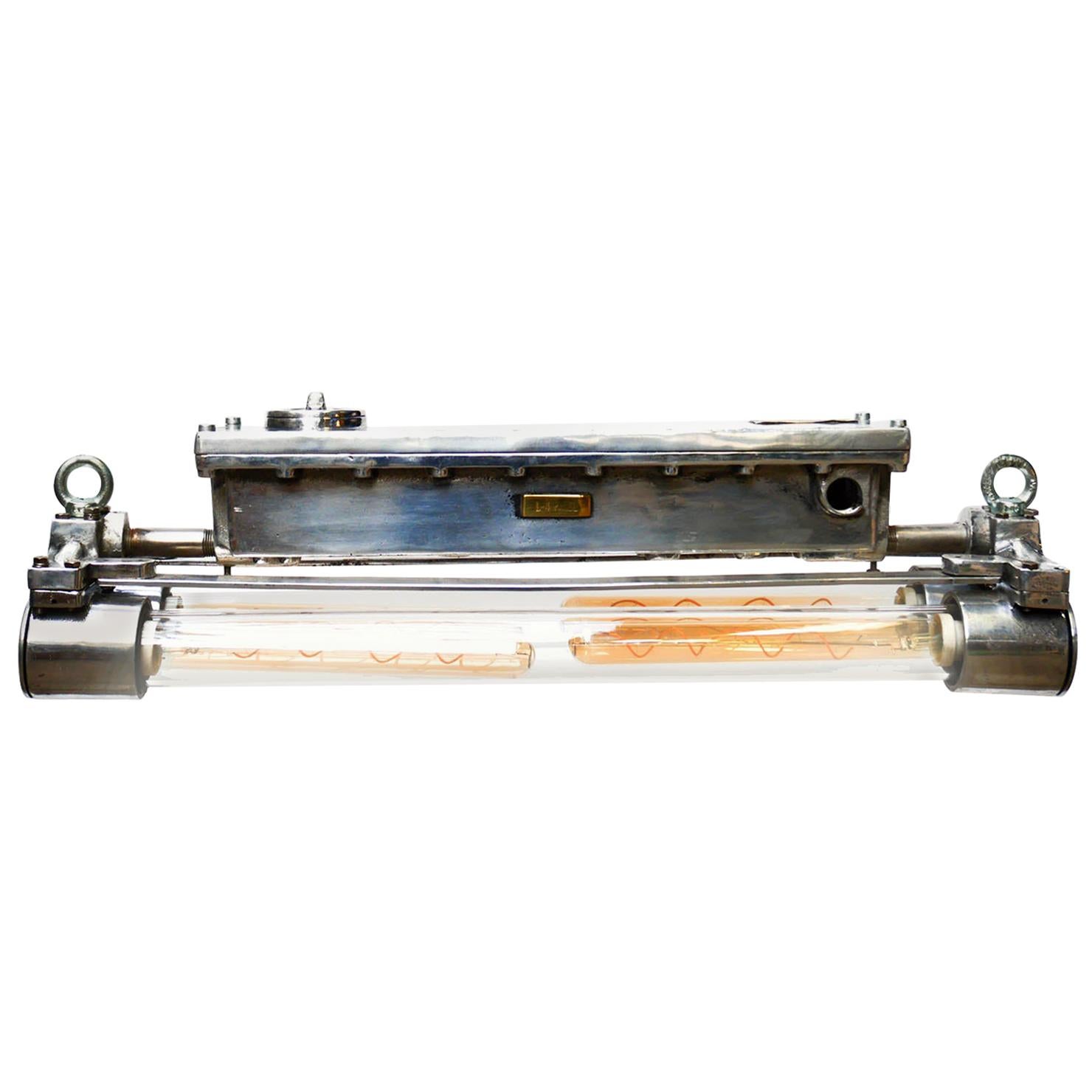 Double Explosion-Proof Fluorescent Light in Polished Cast Aluminium 
Small Size
