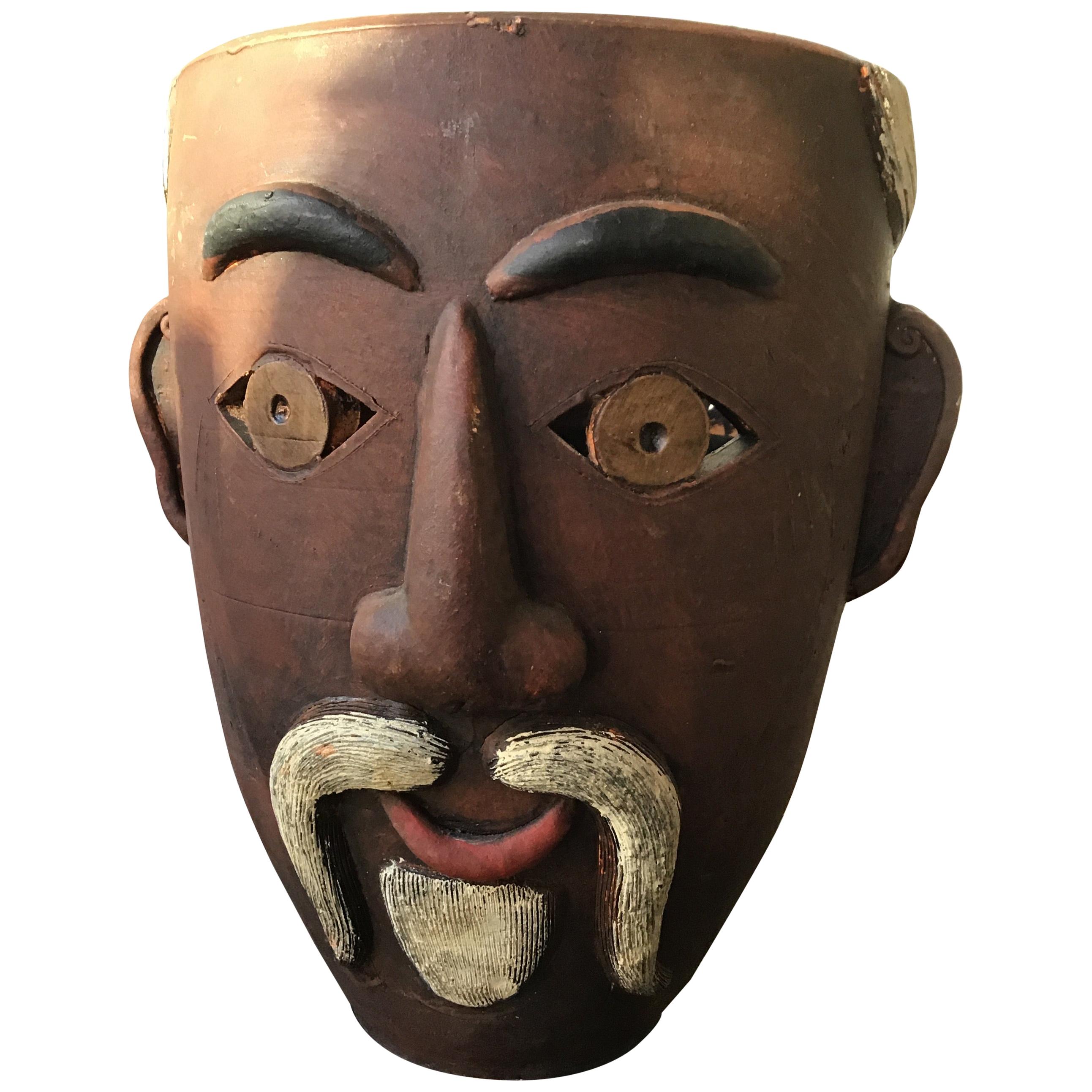 Vase d'homme en céramique à double visage en vente