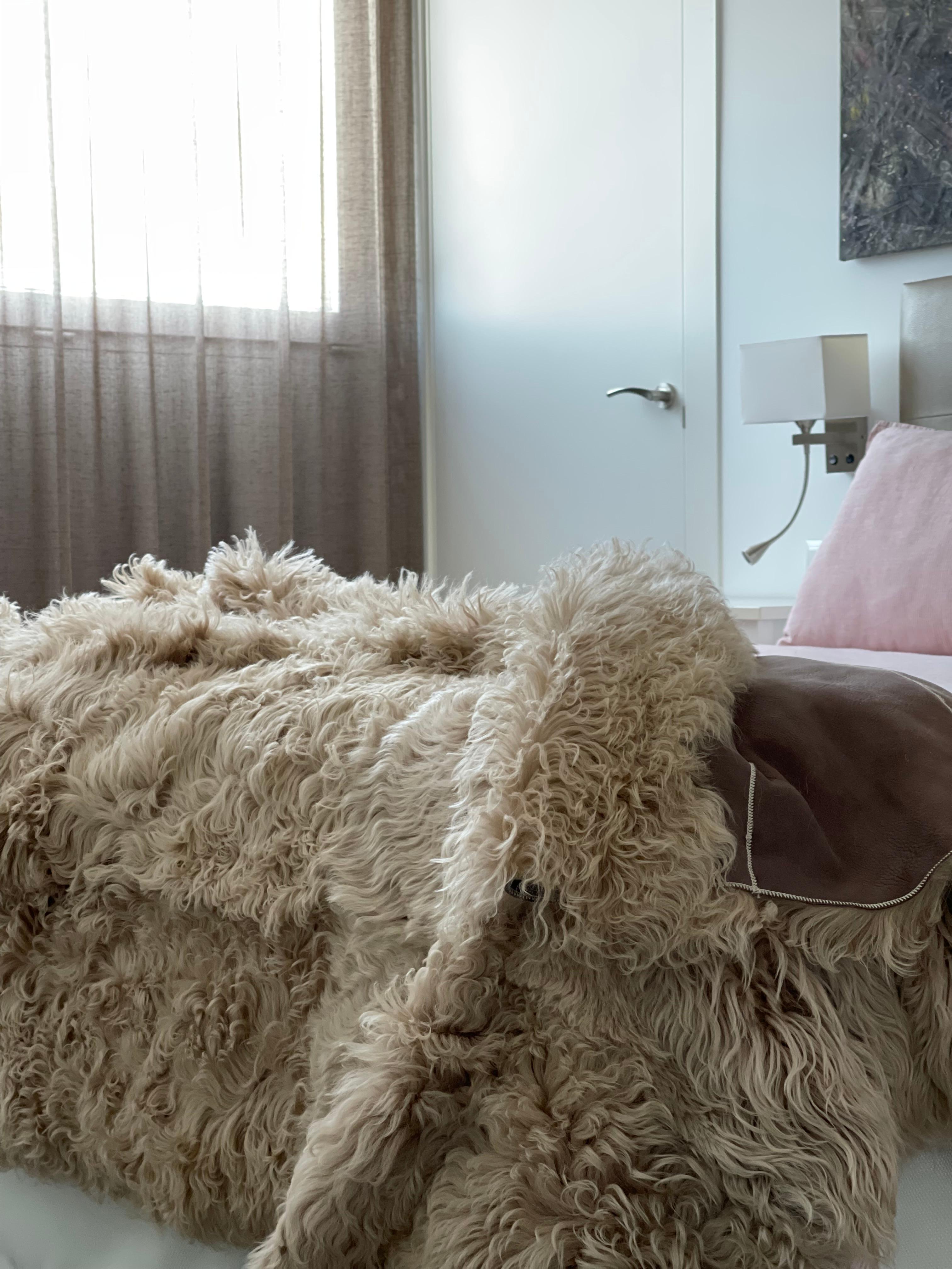 Contemporary Double-Faced Sheepskin Long Curly Fur Throw Blanket For Sale