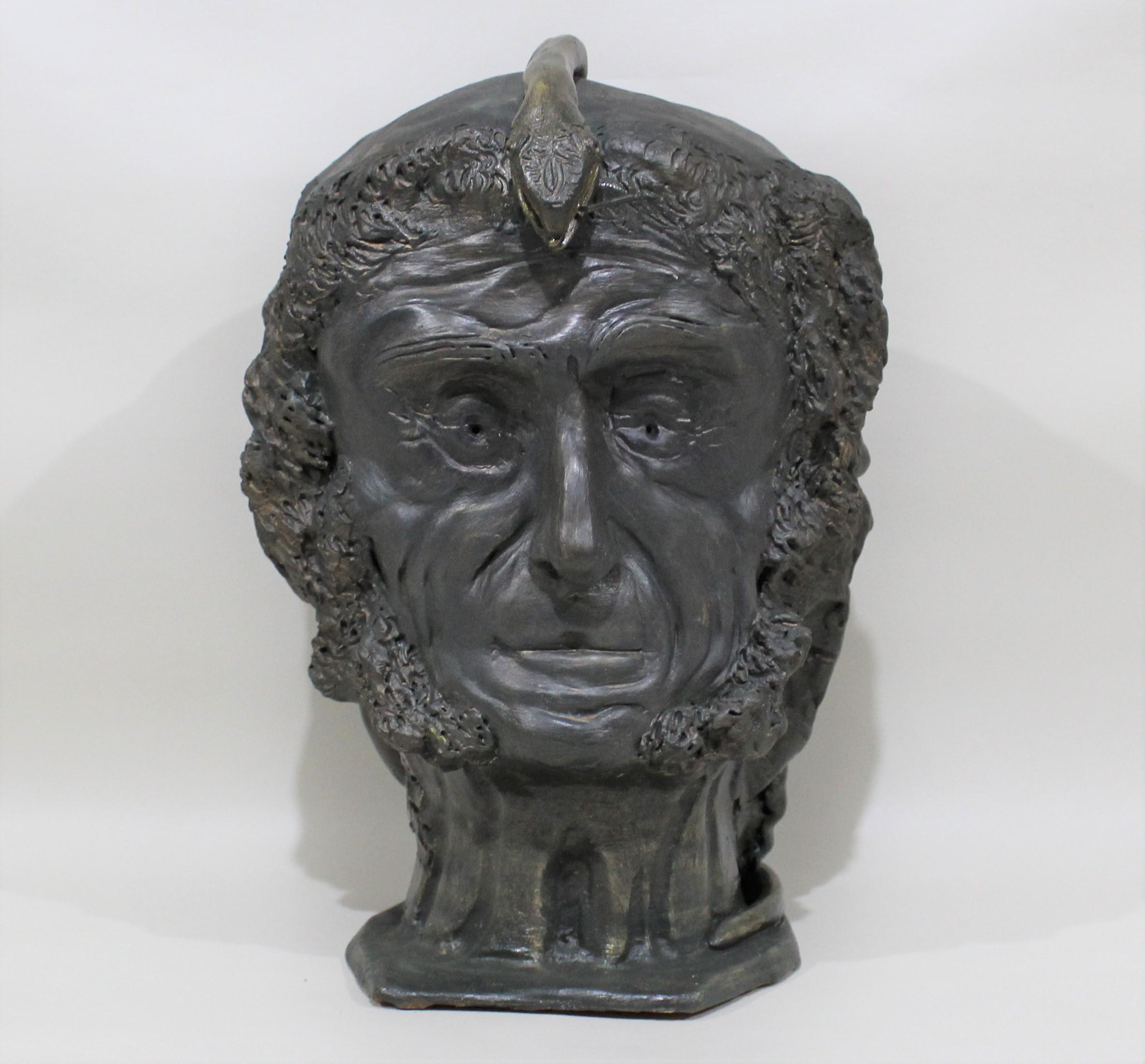 20ième siècle Sculpture en terre cuite à double face de figures mythologiques en vente