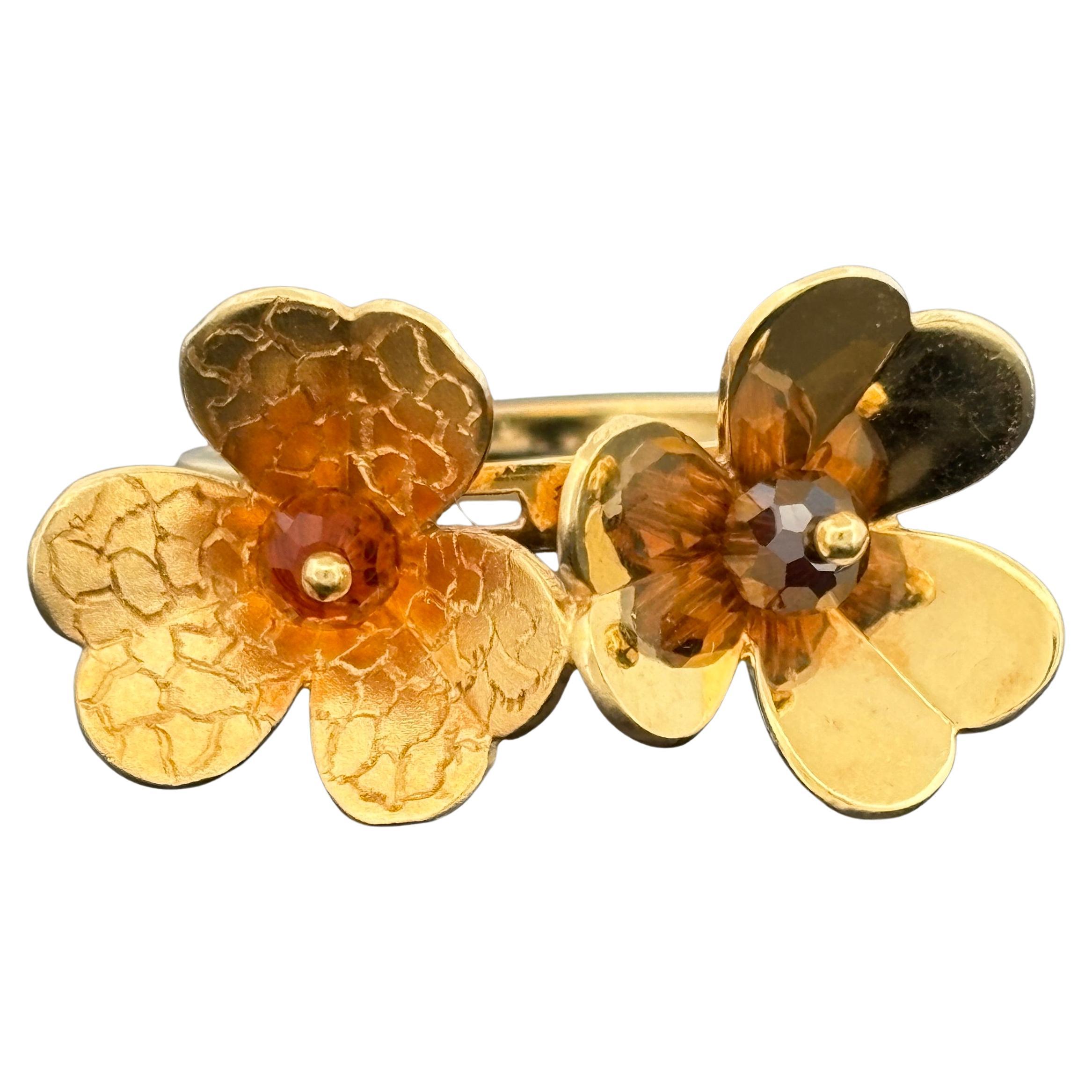 Double Flower 18k Yellow Gold Ring w/ Citrine For Sale