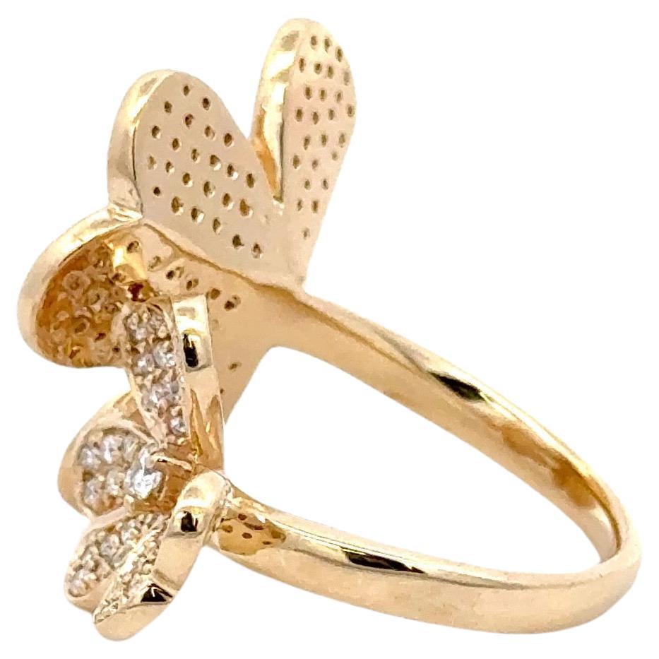 Diamond floral ring featuring one smaller & one large flower motif with 196 round brilliants weighing 1.39 Carats, in 14 karat yellow gold.

Can be made in white gold
DM for more info. 

Matching Earrings in stock.