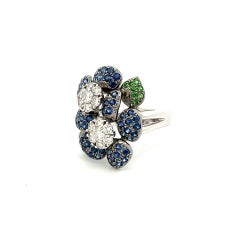 Double Flower Pave Ring, Blue sapphires & White Diamonds in 18Kt White Gold