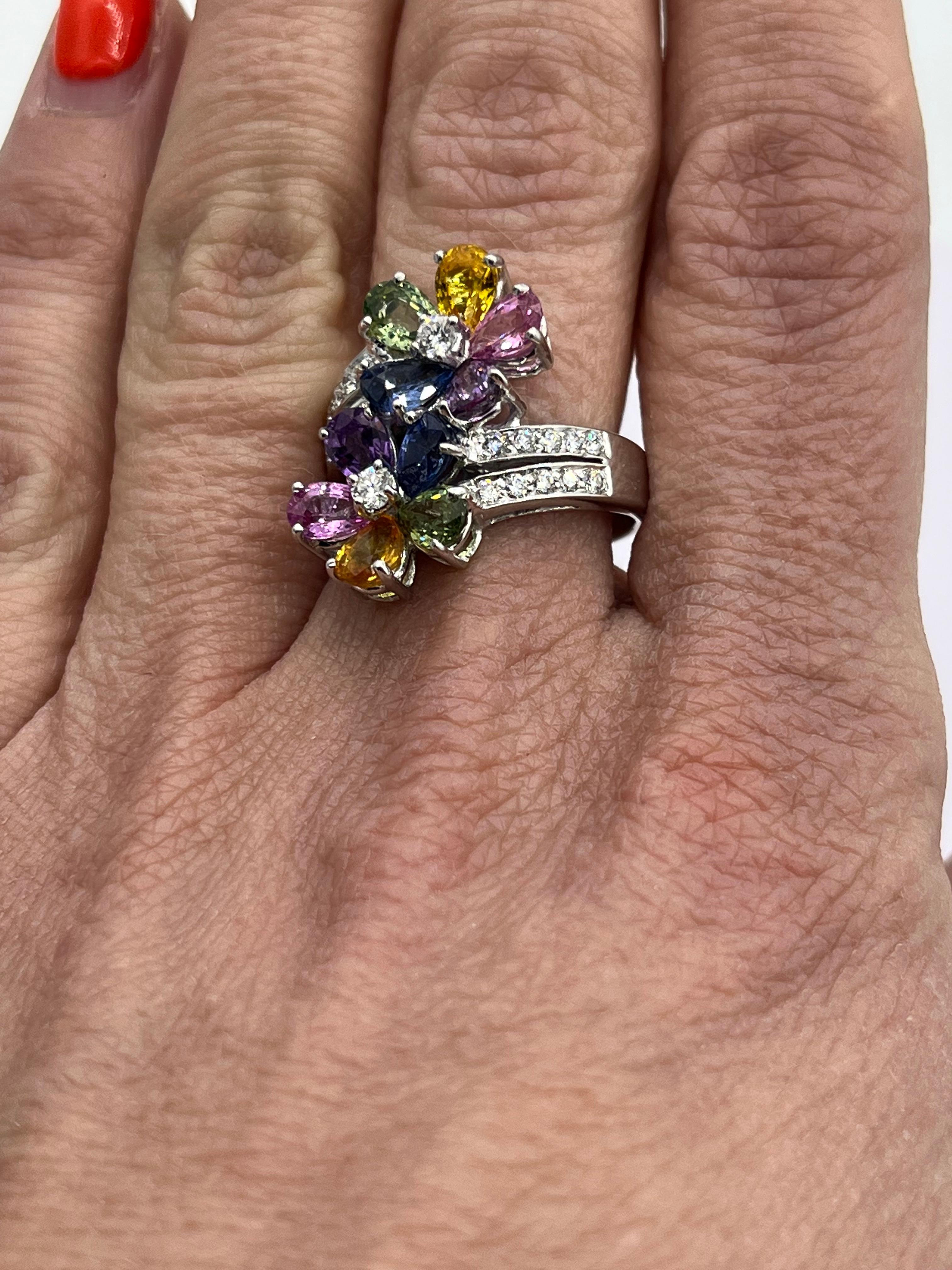 Double Flower Ring Sapphires, Diamonds 18k White Gold For Sale 1
