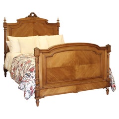 Superb Antique French Louis XV Carved Walnut 6 Piece Queen Cherub Bedroom  Set