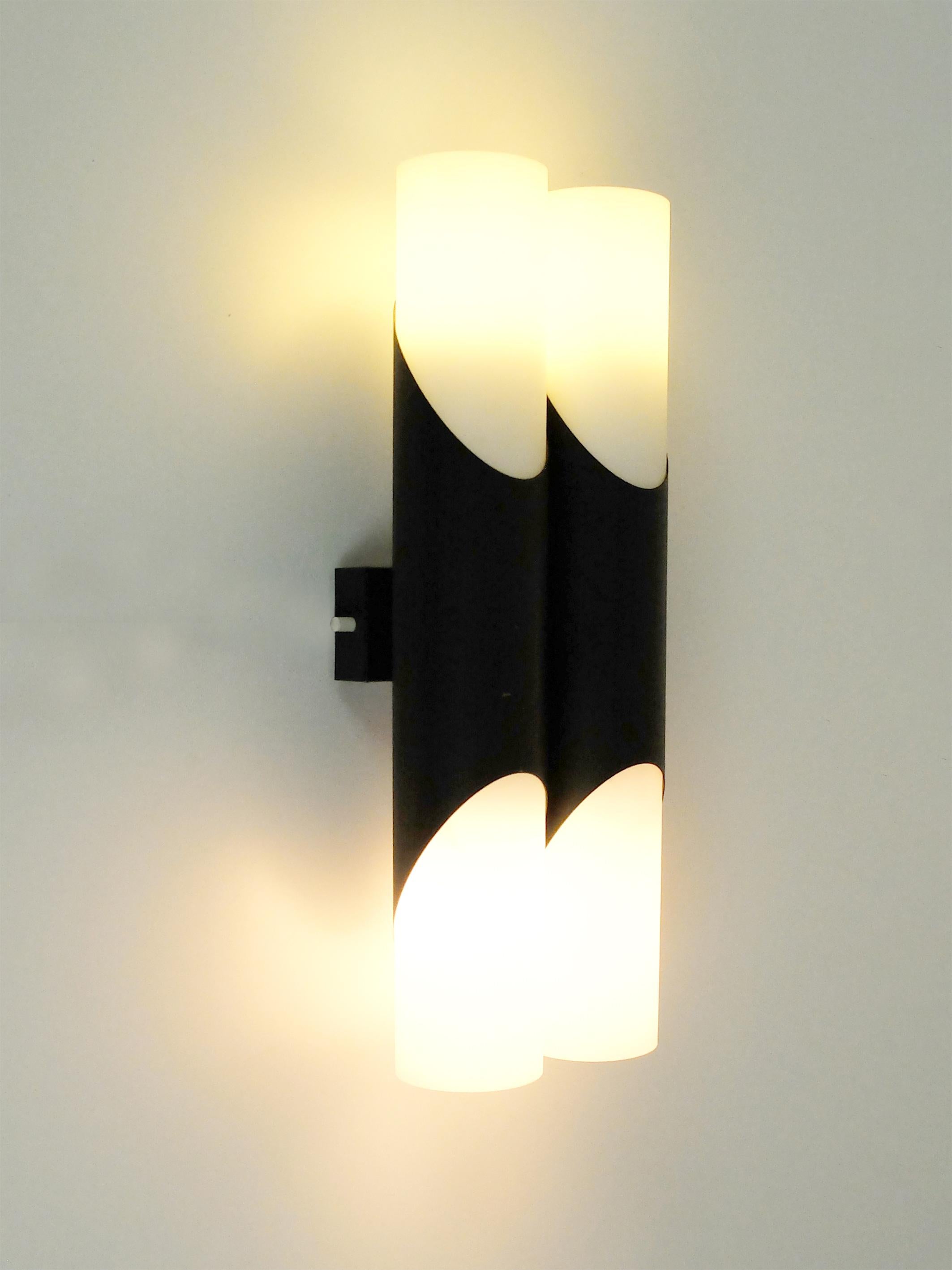 Double Glass Wall Light in black by Rolf Krüger for Paul Neuhaus, Germany 1970 In Good Condition For Sale In Vorst, BE