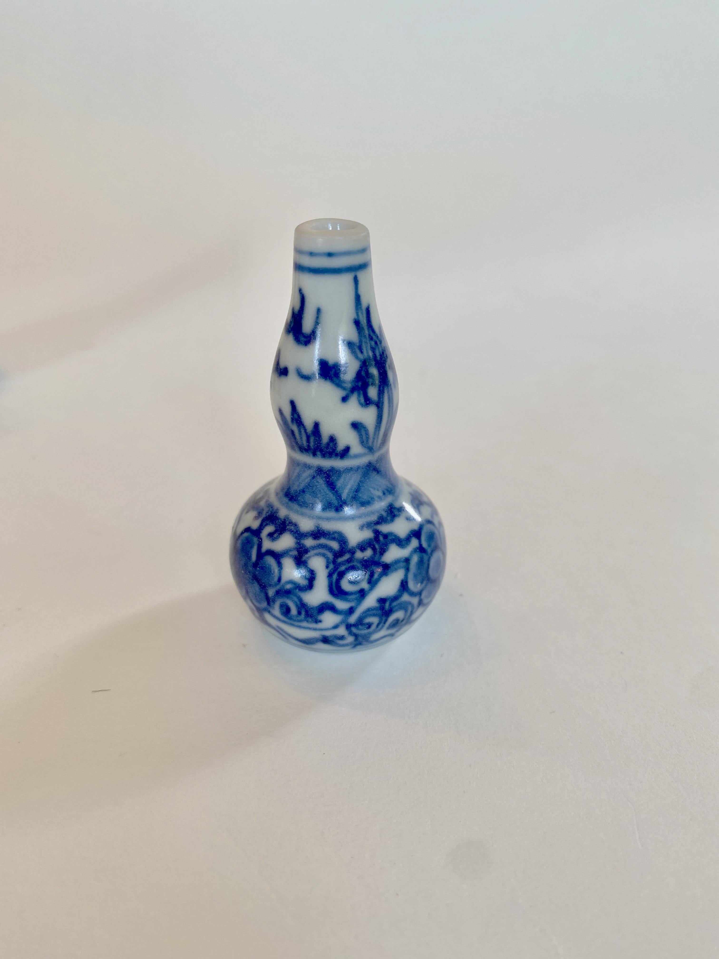 Hand-Painted Double-Gourd Miniature Vase from Hatcher Collection  For Sale