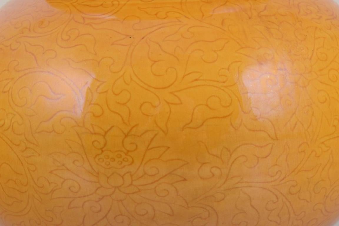 XIX secolo Vaso cinese a doppia zucca in porcellana. Smalto giallo ocra. in vendita