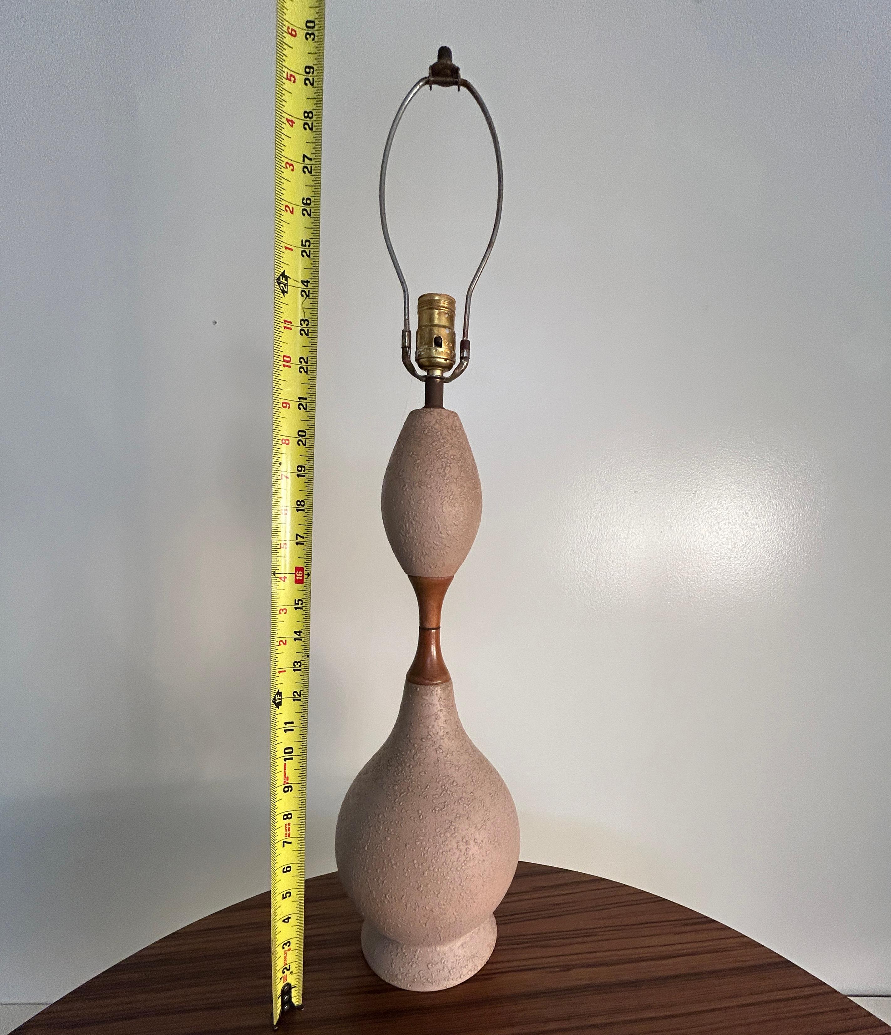Céramique Lampe à poser double gourde en céramique et noyer en vente