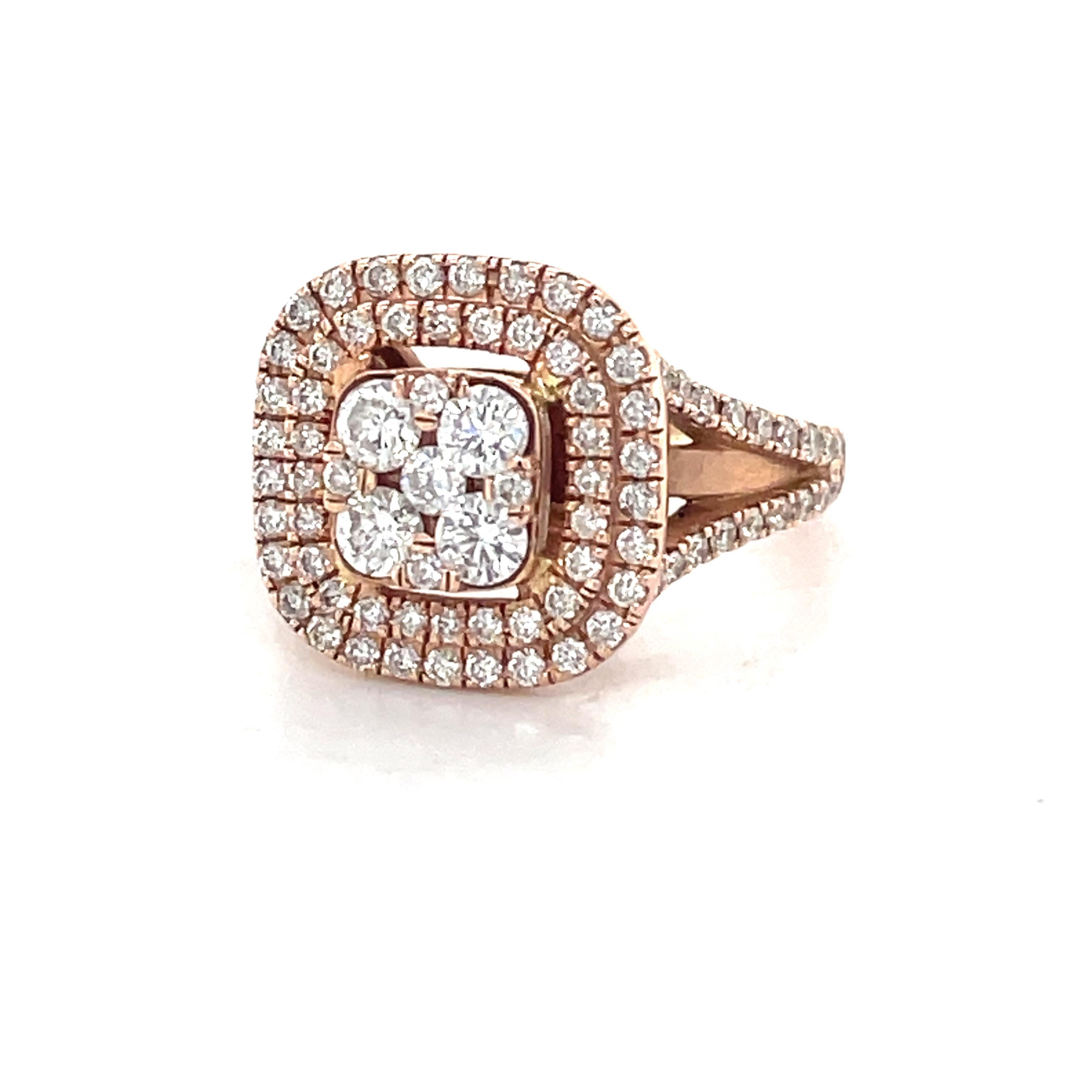 Double Halo Diamond Engagement Ring, 1ct diamonds Vintage Style 14K Rose Gold In Excellent Condition For Sale In Ramat Gan, IL