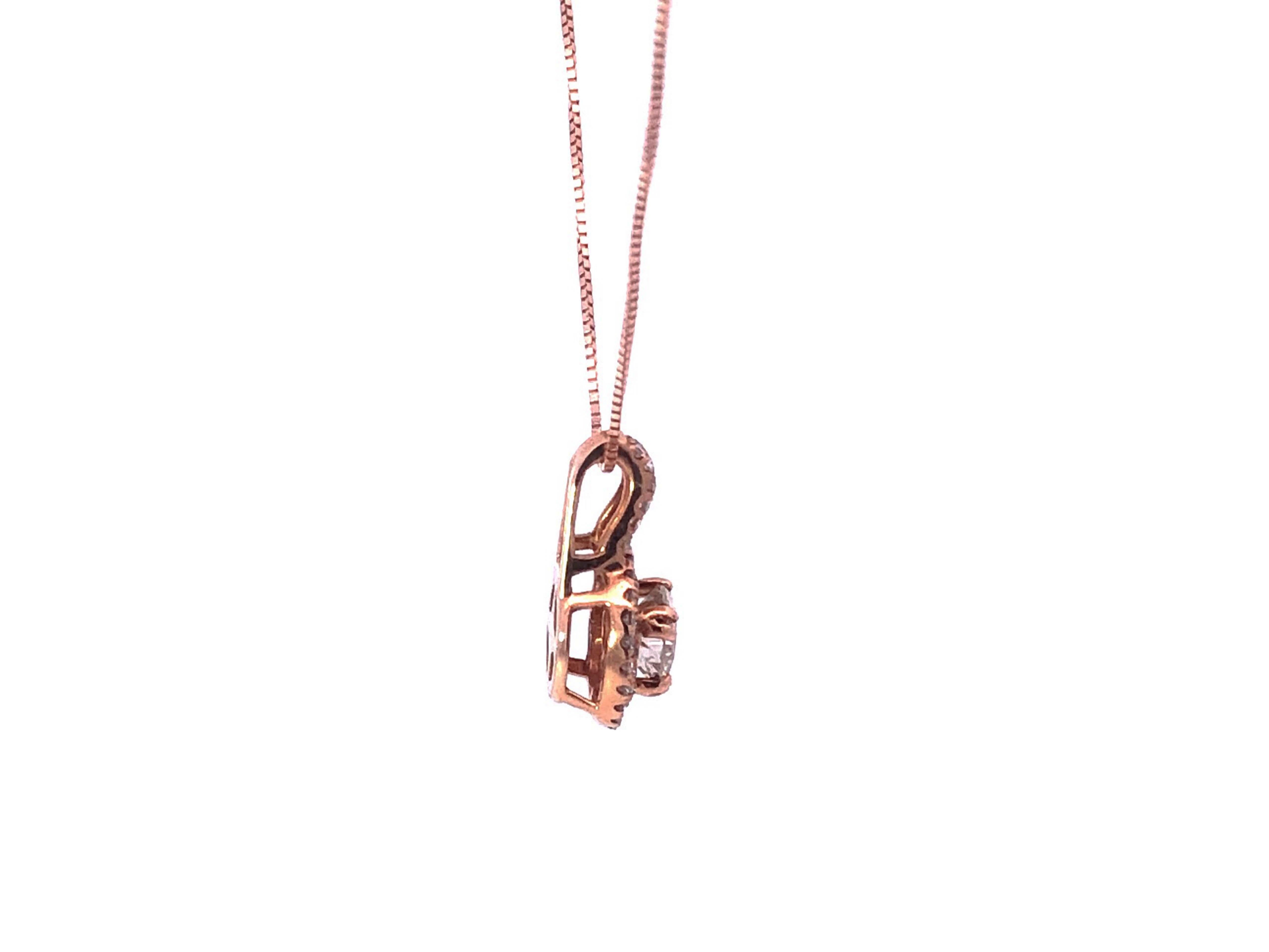 Double Halo Diamond Pendant in 18k Rose Gold In Excellent Condition For Sale In Honolulu, HI