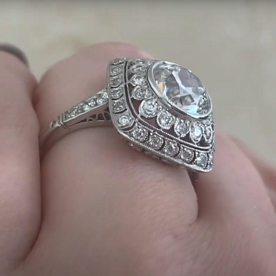 Taille vieille Europe Bague double halo en diamant taille européenne ancienne (GIA environ 2,10 carats), platine en vente