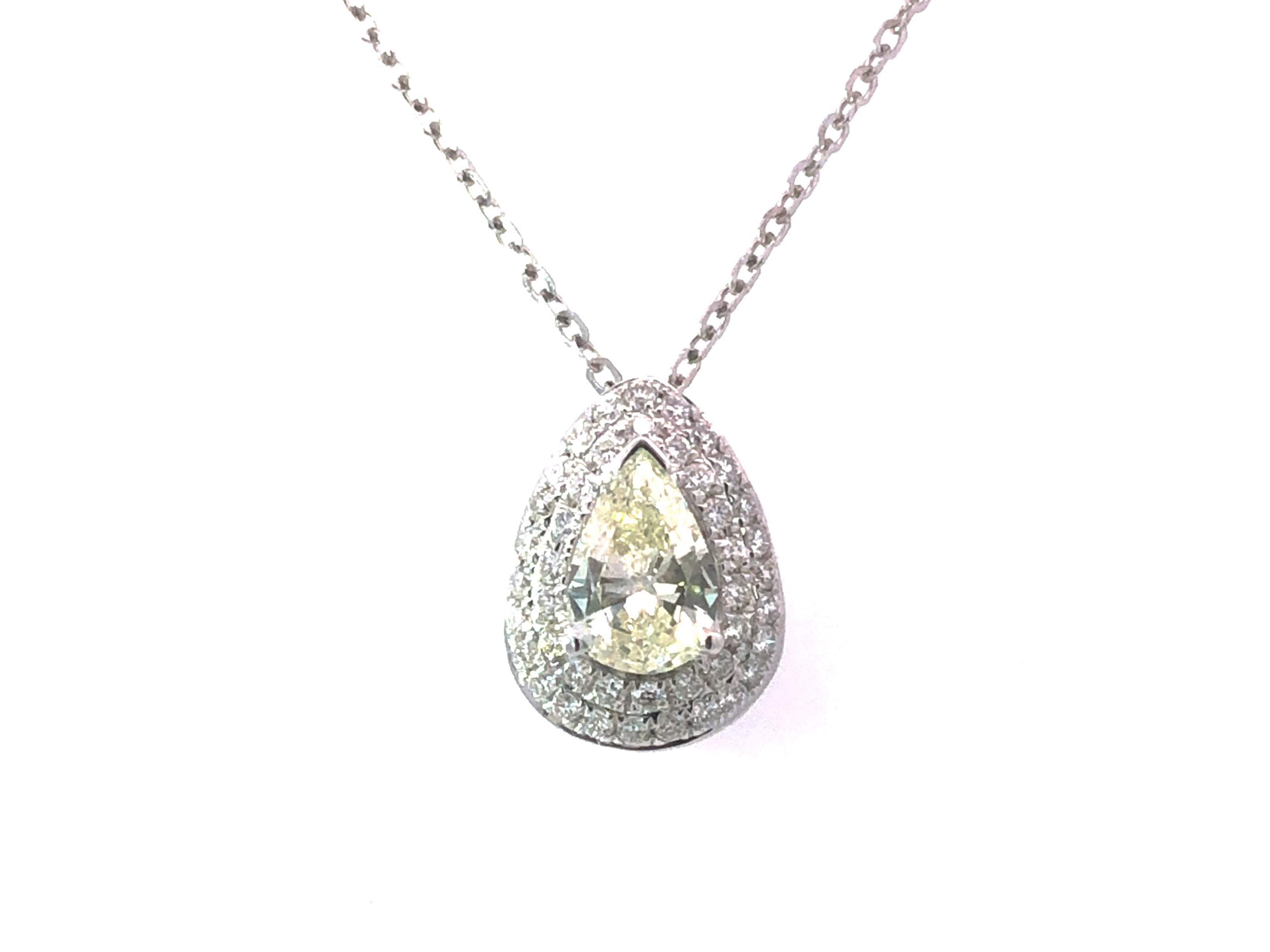 Double Halo Pear Shaped Diamond Pendant in 18k White Gold In Excellent Condition For Sale In Honolulu, HI
