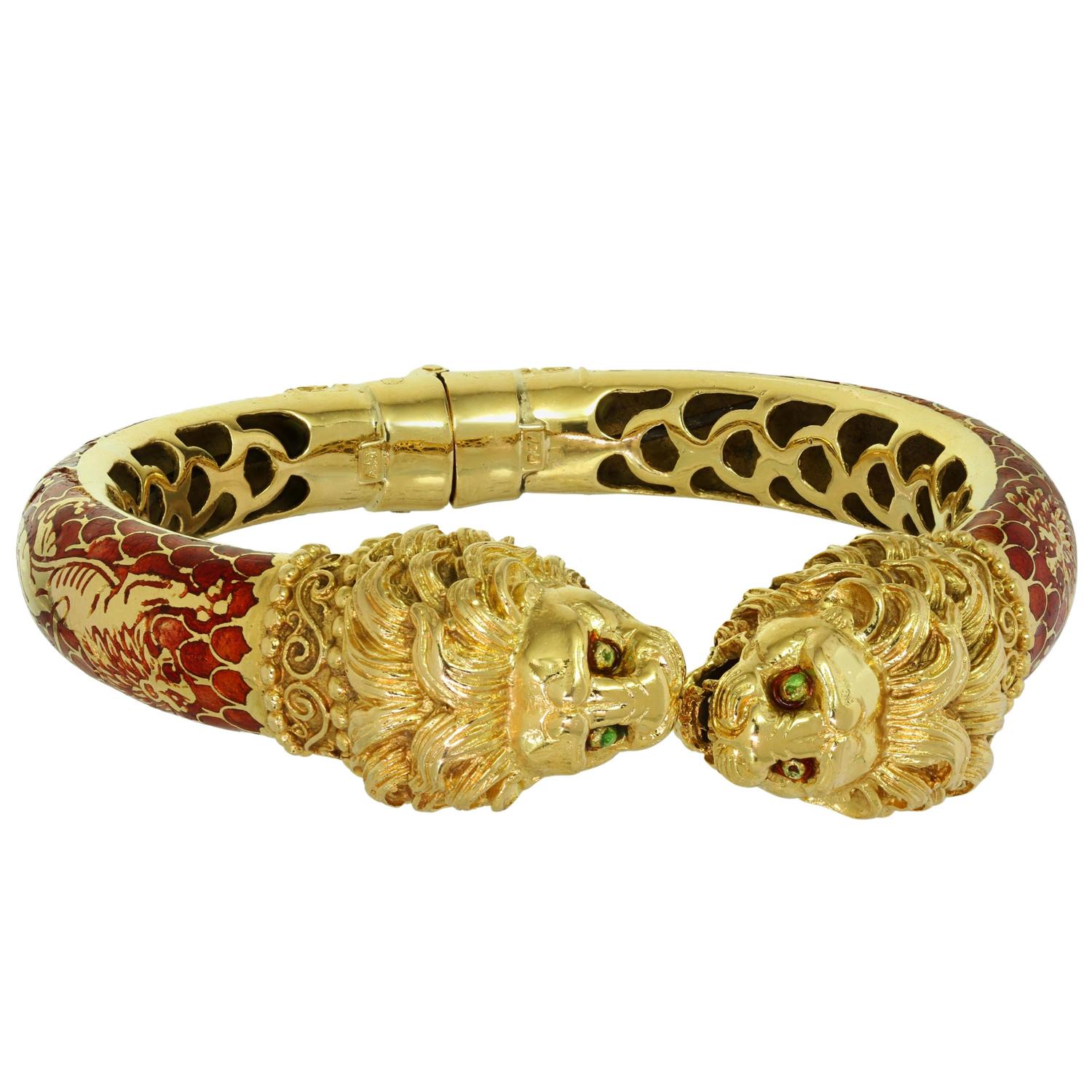 Bracelet grec à double tête de chimère en or jaune 18 carats et émail, années 1980 en vente 4