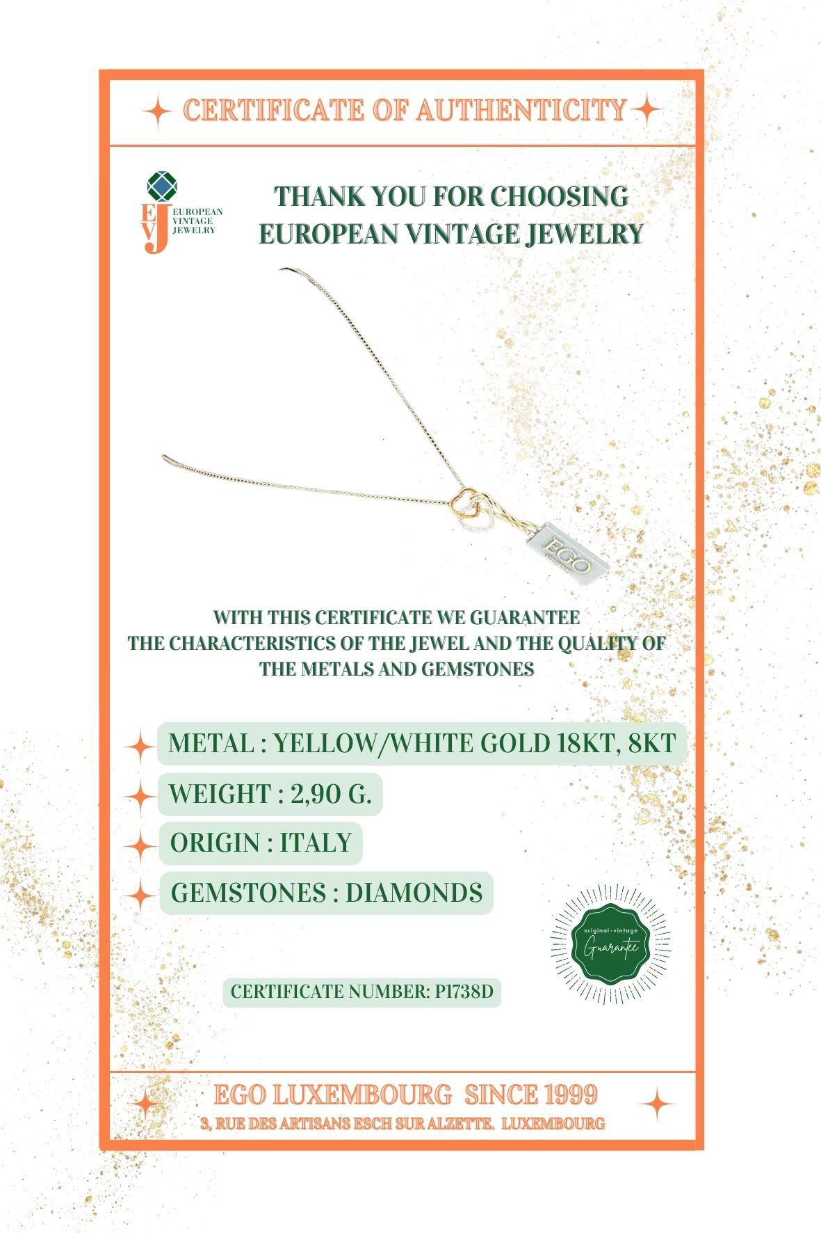 Pendentif double cœur avec chaîne en or jaune et blanc avec diamants en vente 2