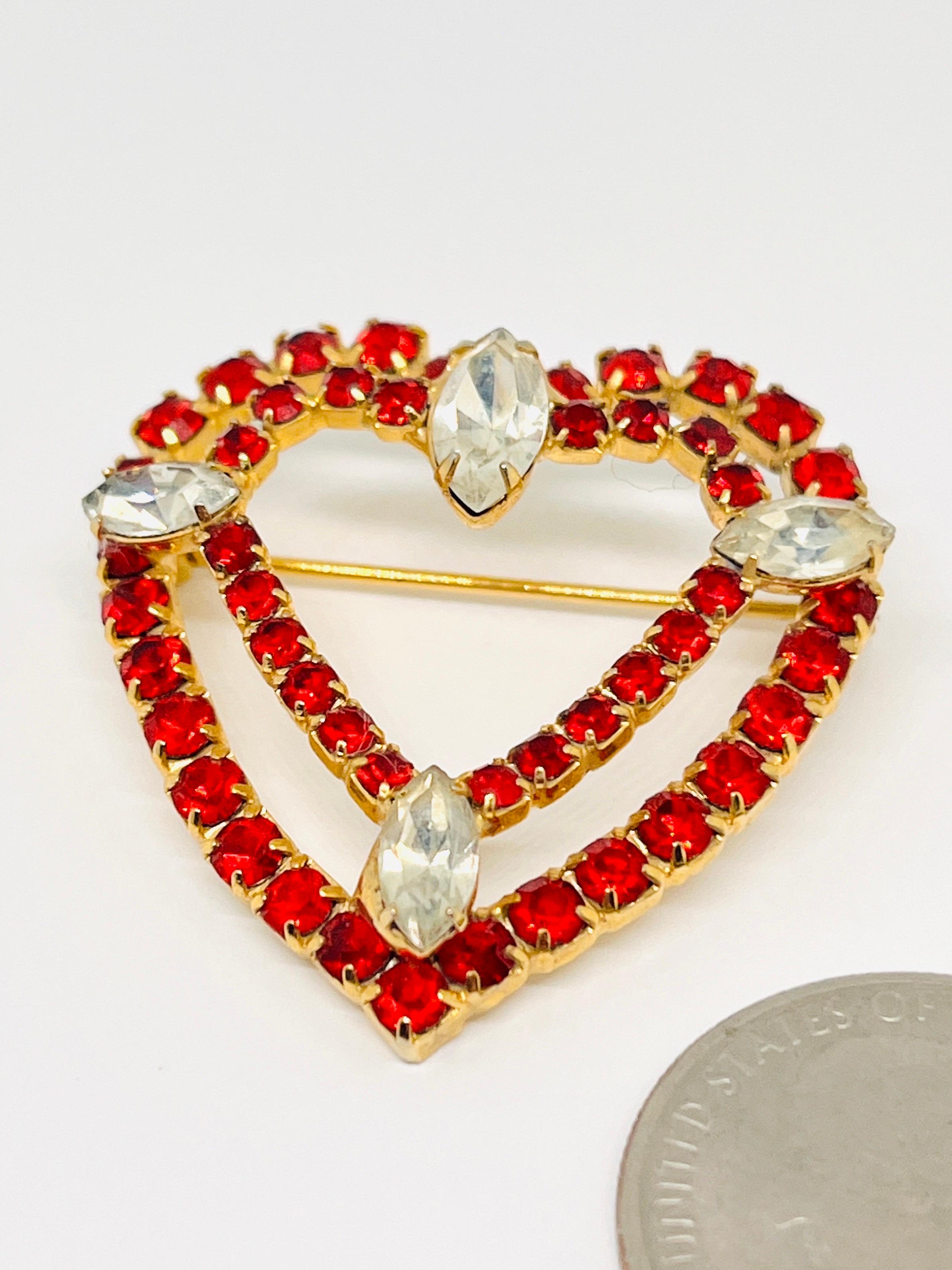 Double Heart Red Rhinestone Brooch, Art Deco-Style For Sale 7