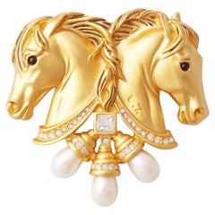 Double Horse Head "Hearts In Tandem" Brooch By Elizabeth Taylor For Avon, 1990s