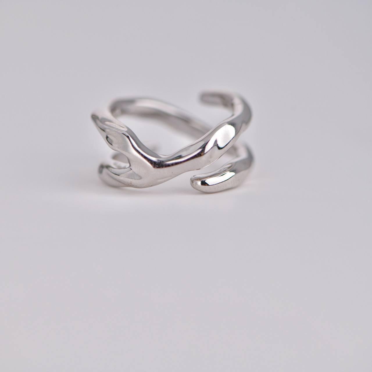 Double-layered Silver Open Ring  For Sale 2