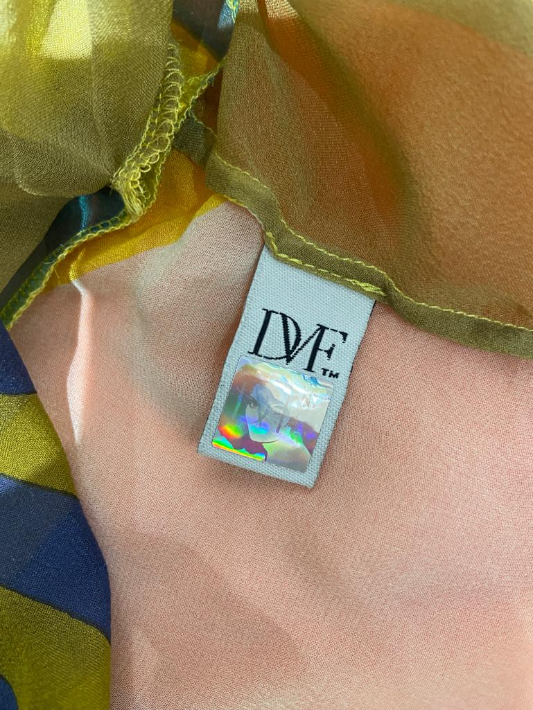 Top de doble lazada en gasa estampada Diane Von Furstenberg en venta 6