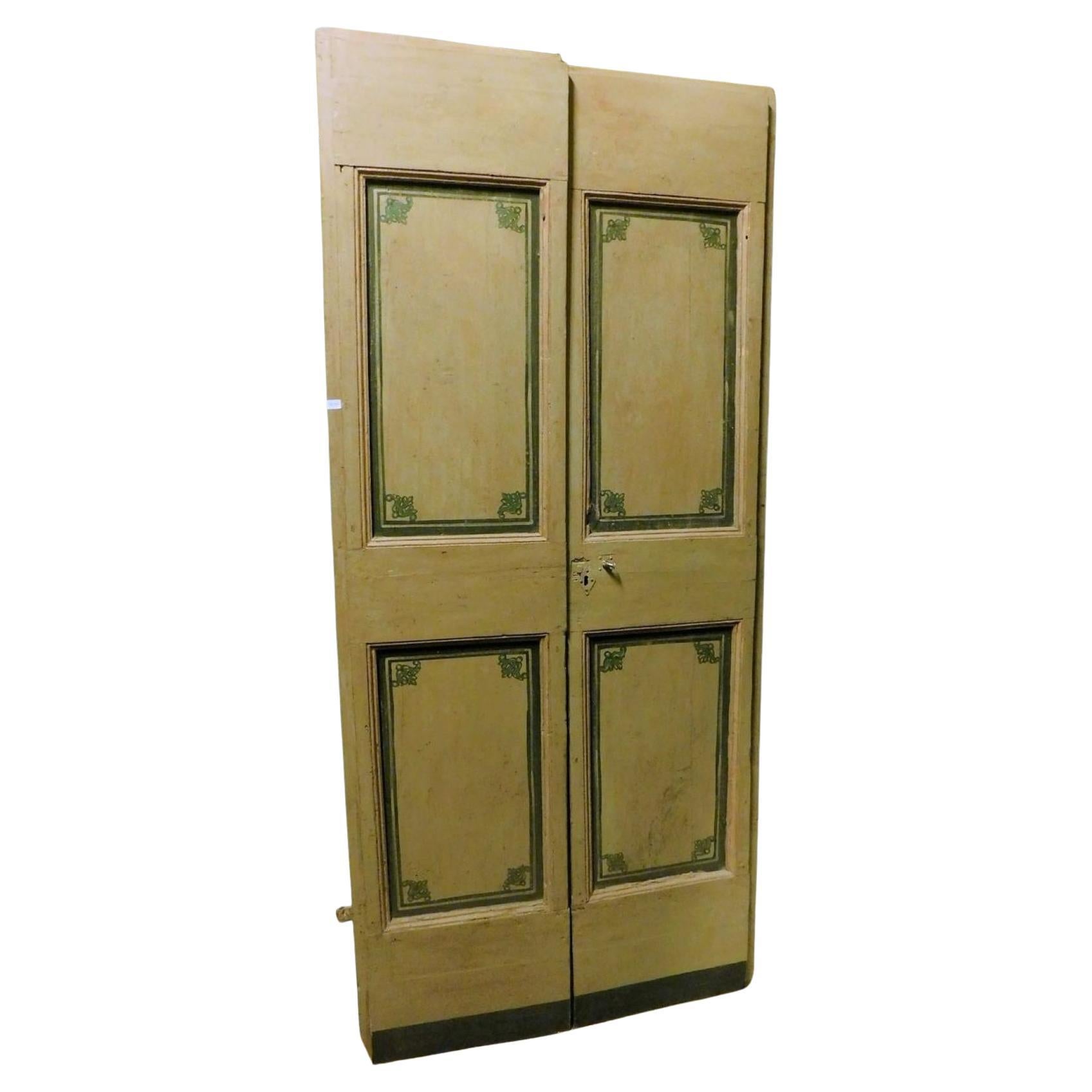 Double-leaf door in lacquered wood, painted panels, italy