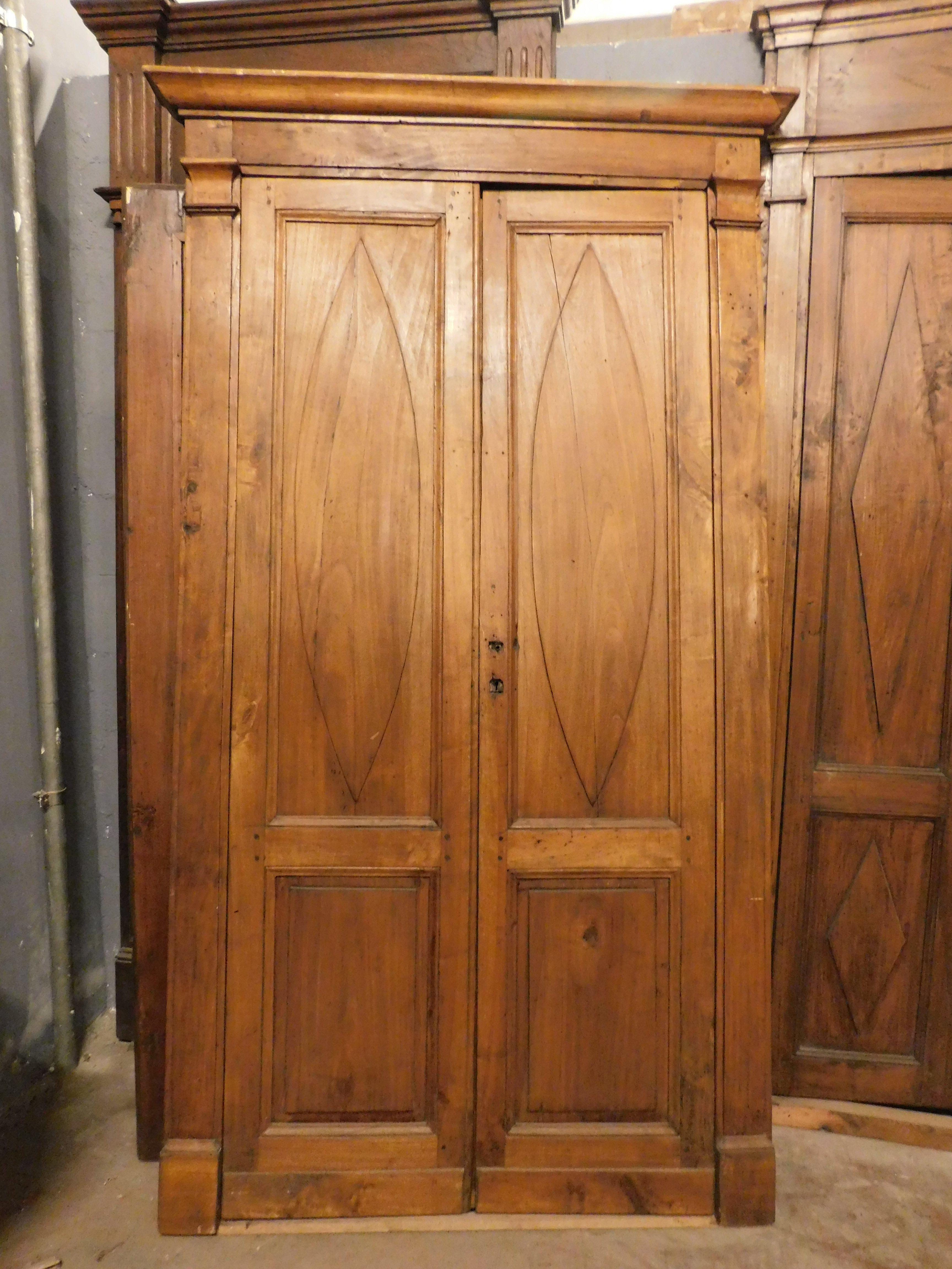 Carved Double-leaf door, in poplar wood with carved panels and frame, Italy For Sale